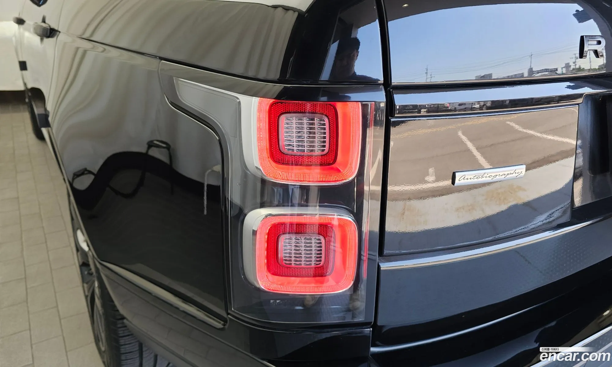 Land Rover Range Rover 2019 SALGA3BE8KA534603 — 15