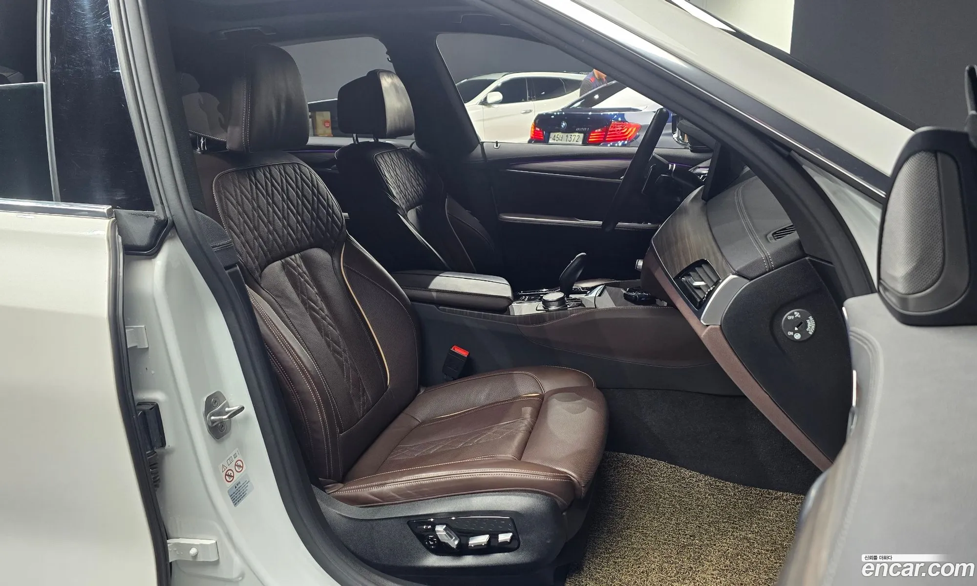 BMW 6 Series GT 2020 — 30