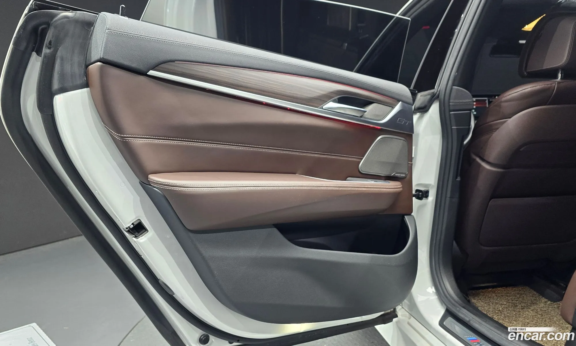 BMW 6 Series GT 2020 — 6