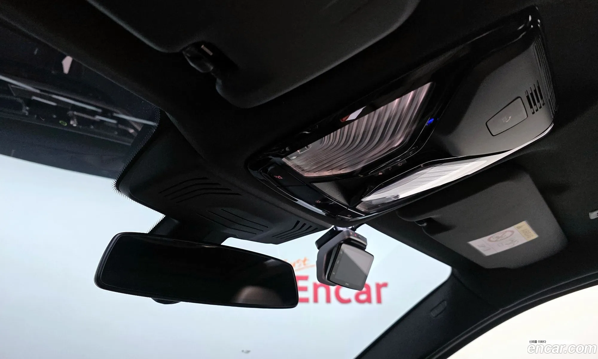 BMW X4 2025 WBA21DT08S9Z97351 — 17