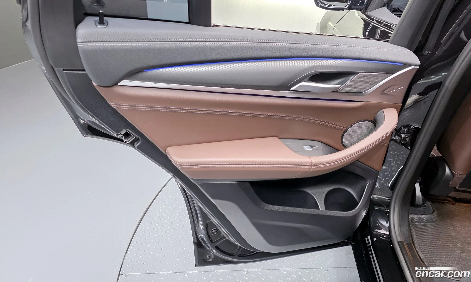 BMW X4 2025 WBA21DT08S9Z97351 — 29