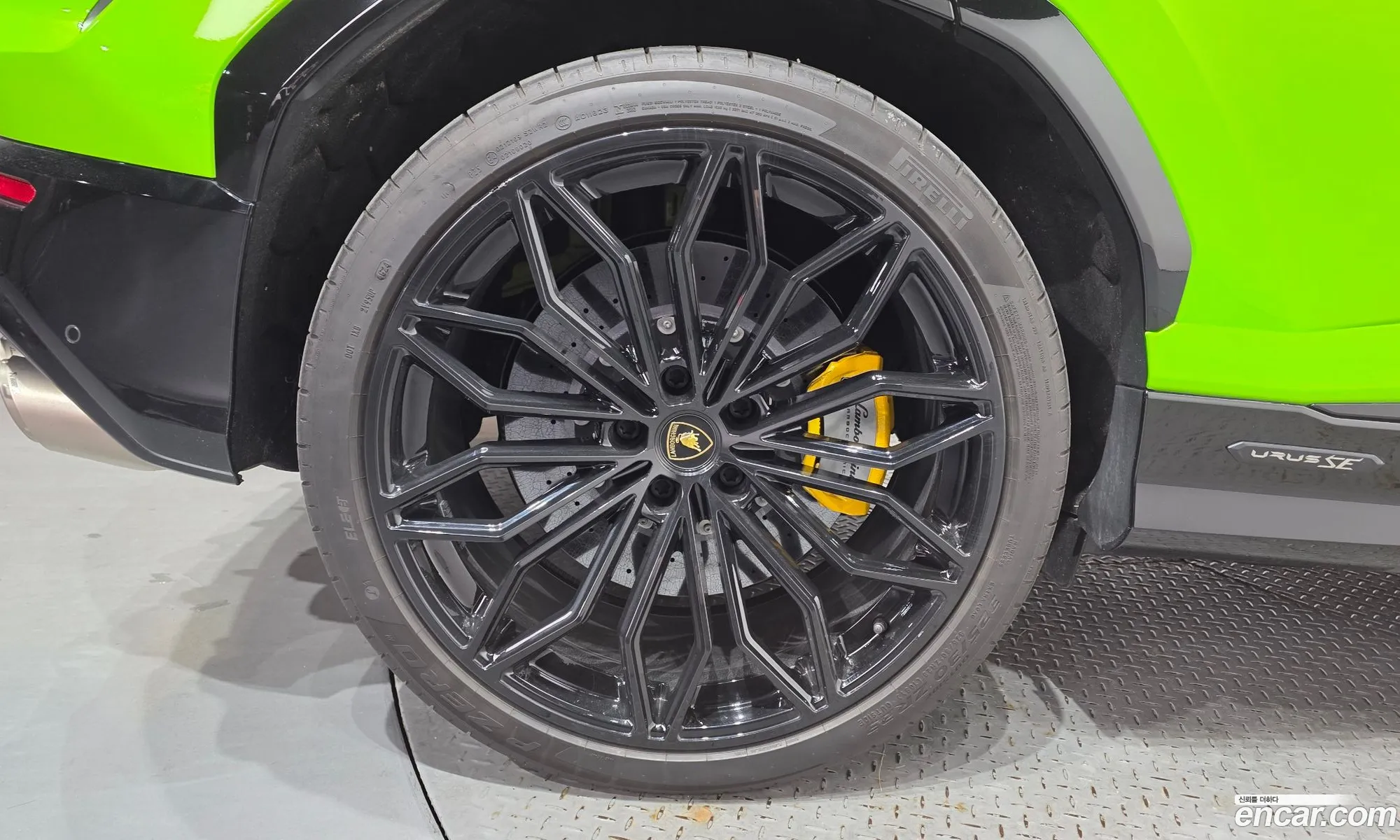 Lamborghini Urus 2025 11111111111111111 — 38