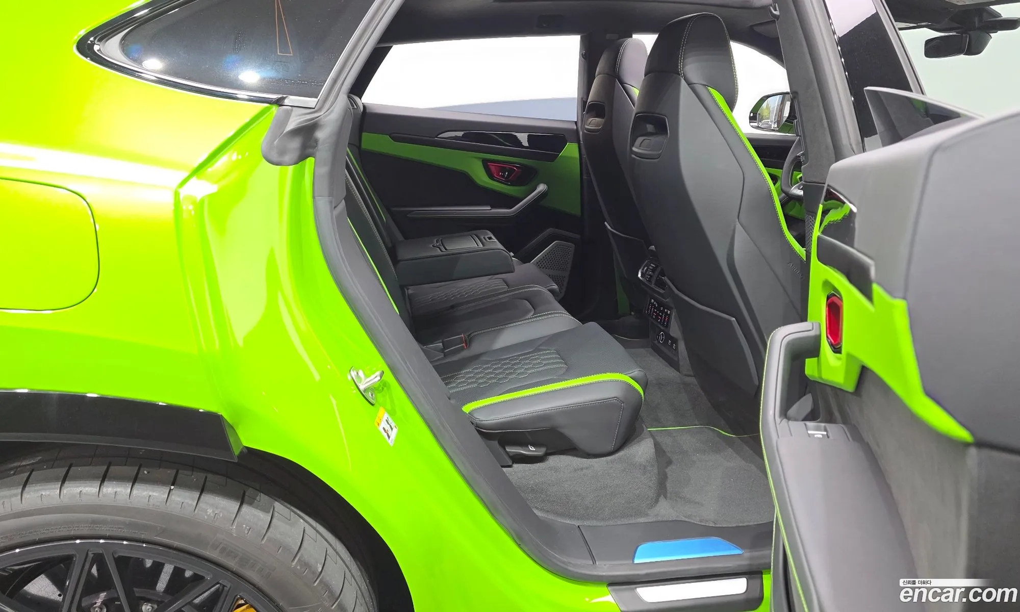 Lamborghini Urus 2025 11111111111111111 — 31