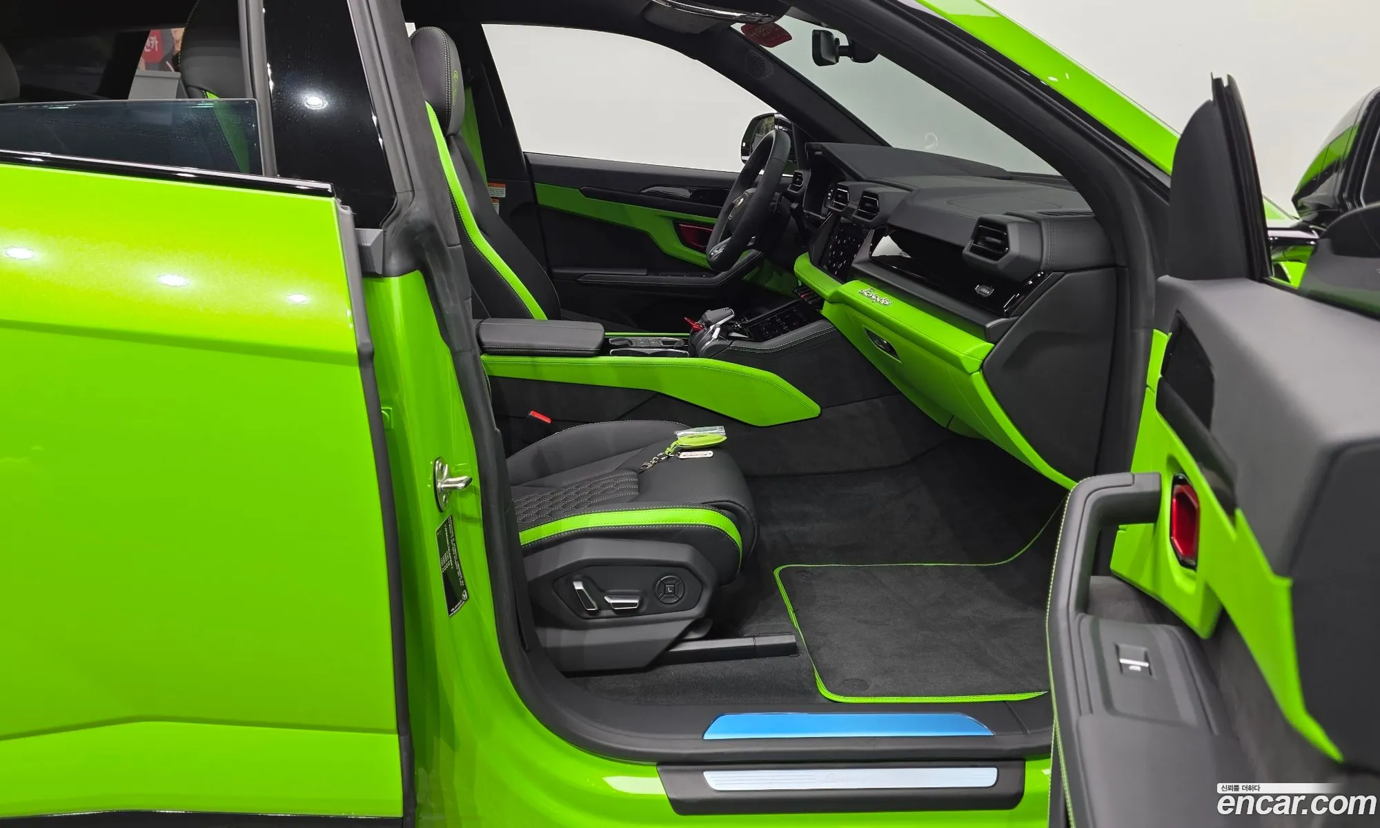 Lamborghini Urus 2025 11111111111111111 — 18