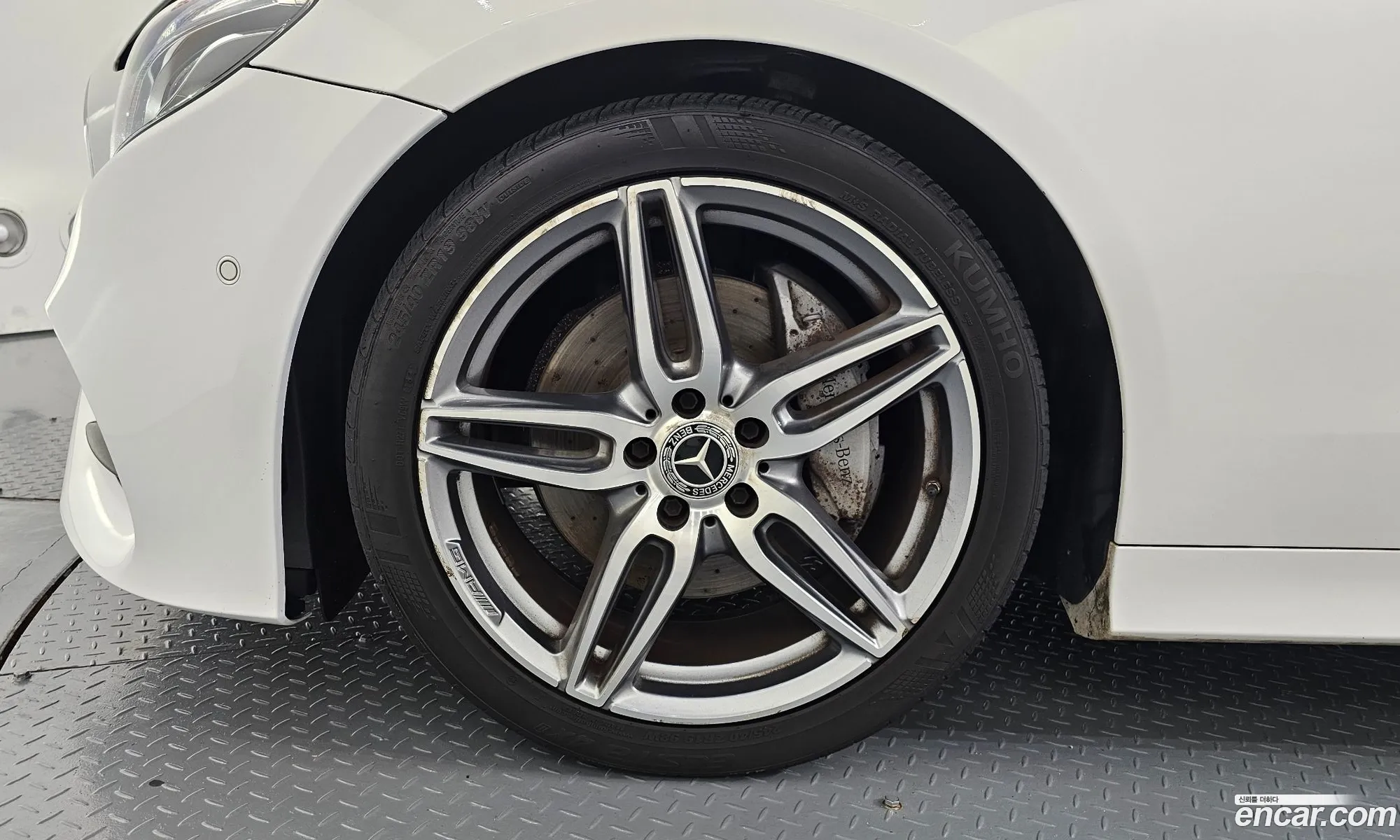 Mercedes-Benz E-Class W213 2018 WDD1K1EB6JF063364 — 20
