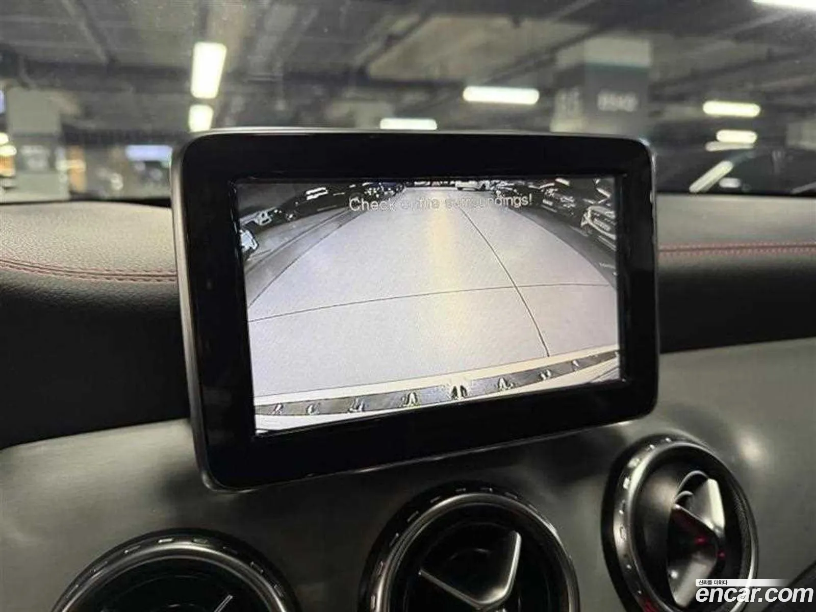 Mercedes-Benz GLA-Class X156 2015 — 13