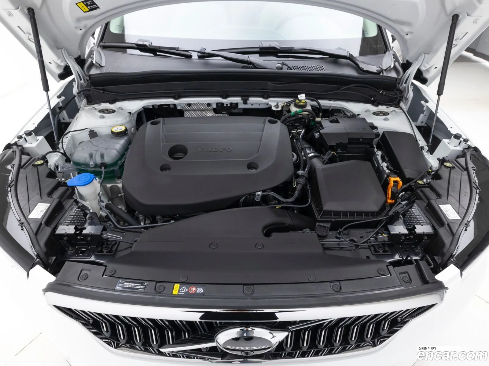 Volvo XC40 2026 — 12