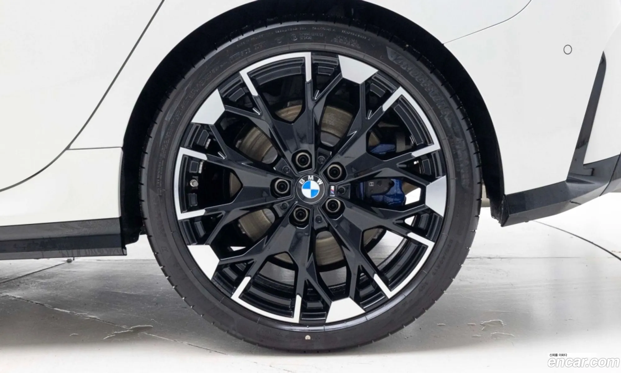 BMW 1 Series 2025 — 11