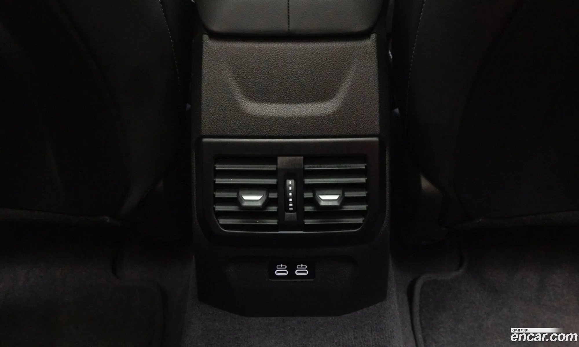 BMW 1 Series 2025 — 16
