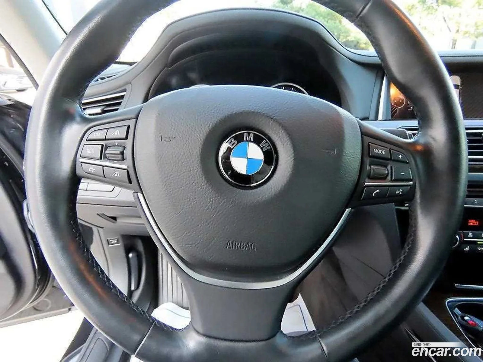 BMW 7 Series 2014 — 17