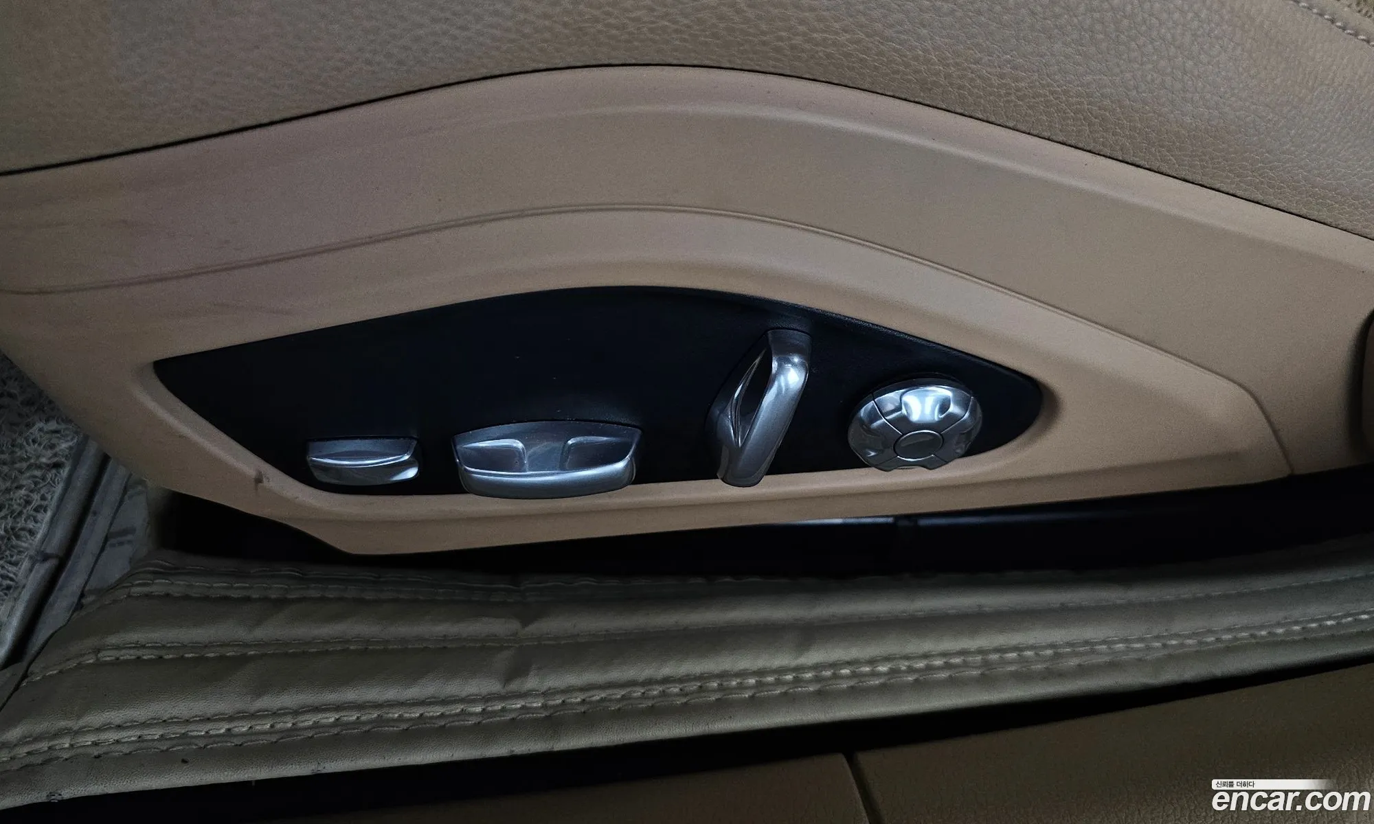 Porsche Panamera 2017 WP0AA2976JL105106 — 3