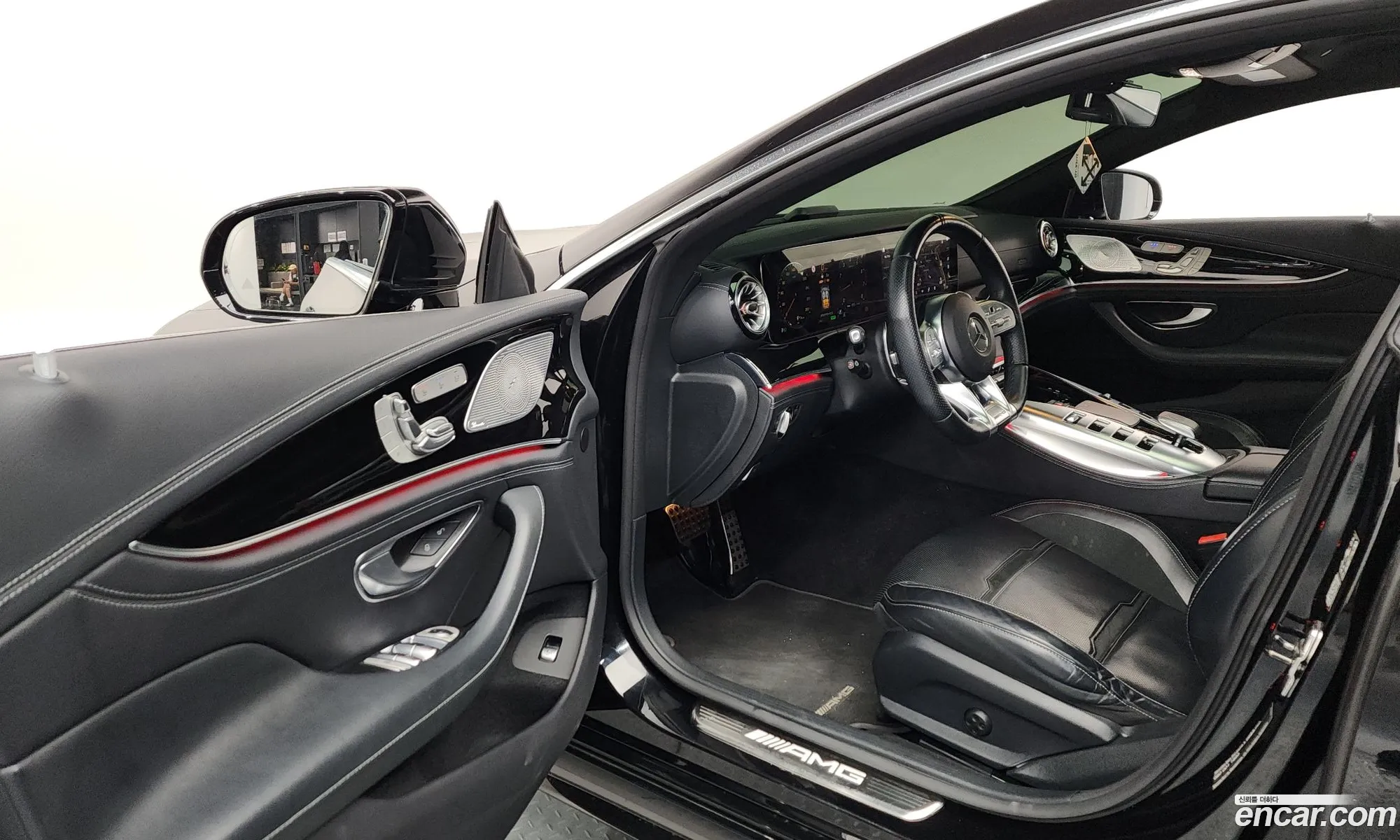 Mercedes-Benz AMG GT 2021 — 28