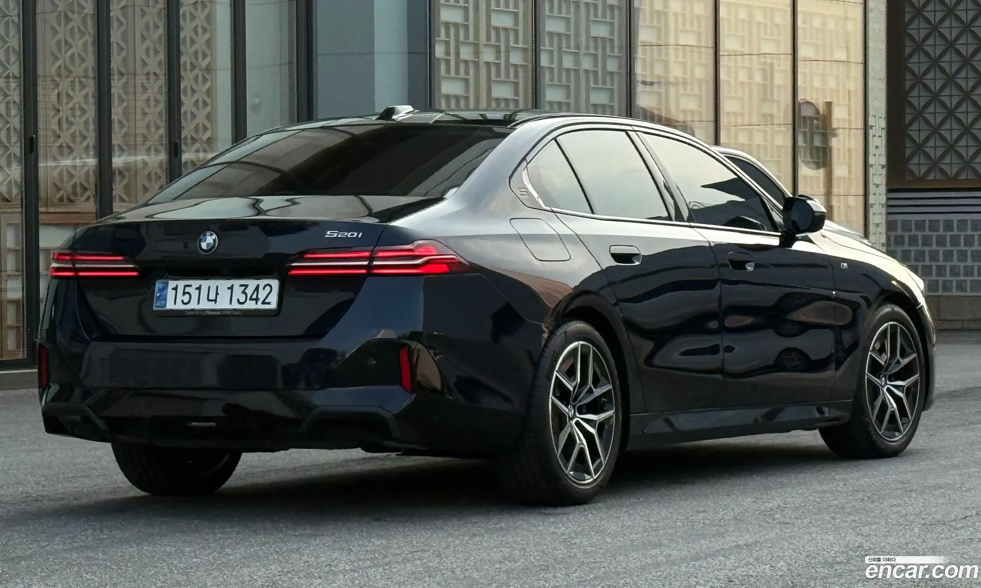 BMW 5 Series 2024 — 15