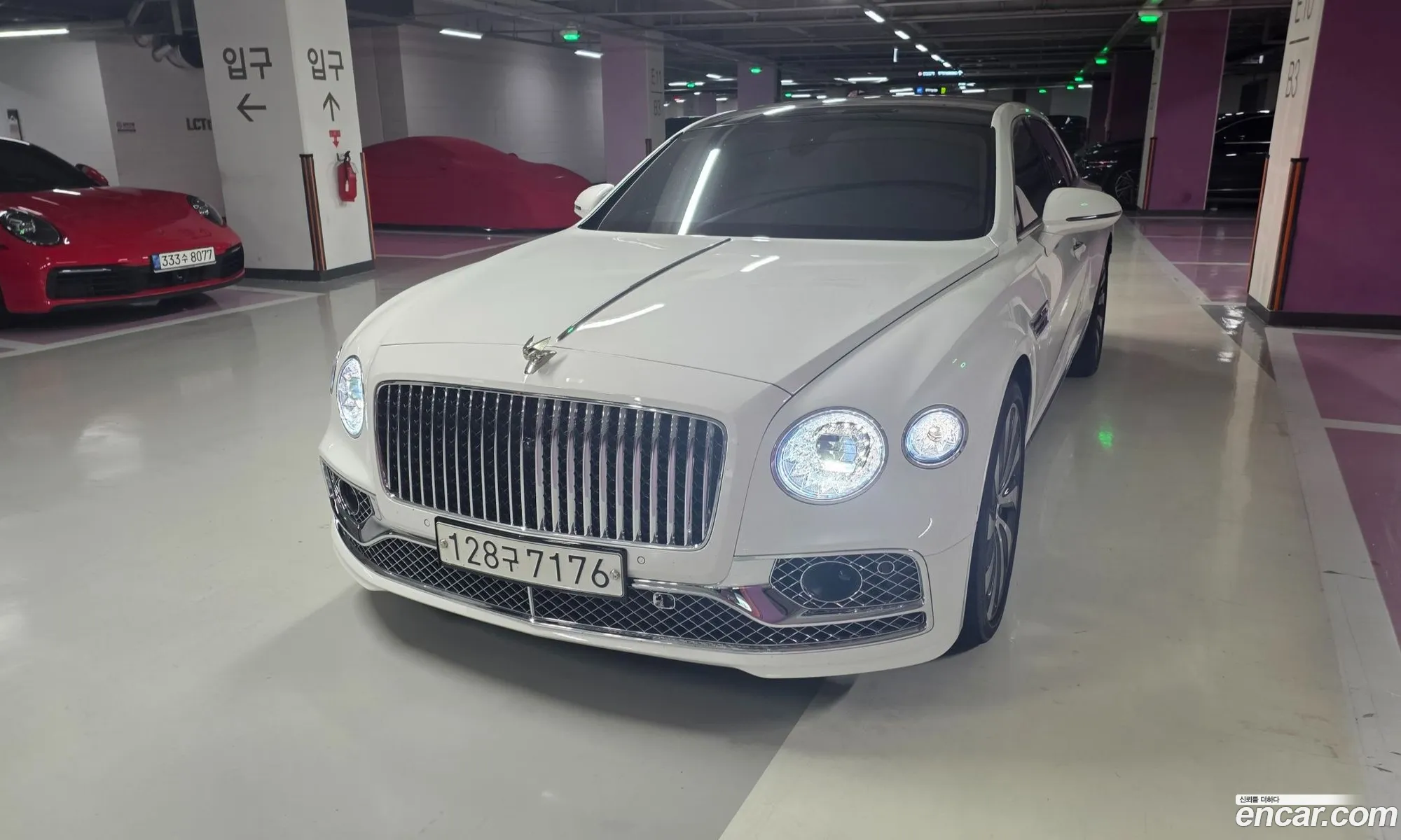 Bentley Flying Spur 2022 — 12