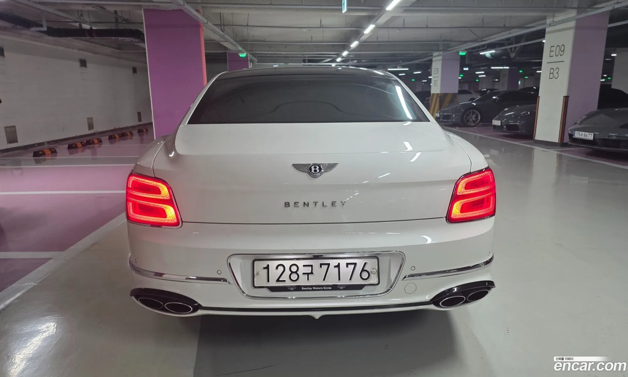 Bentley Flying Spur 2022 — 8