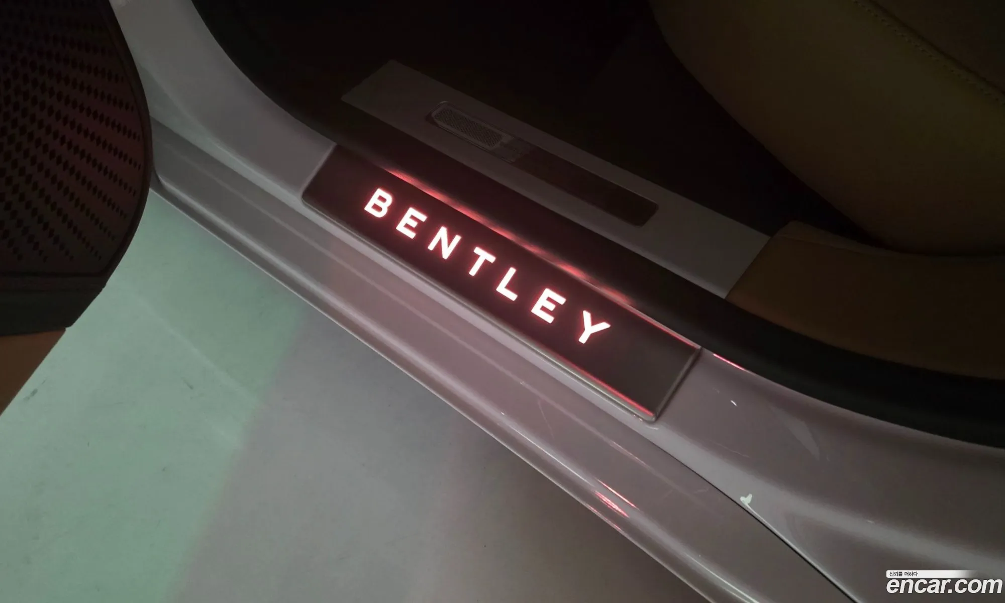 Bentley Flying Spur 2022 — 9