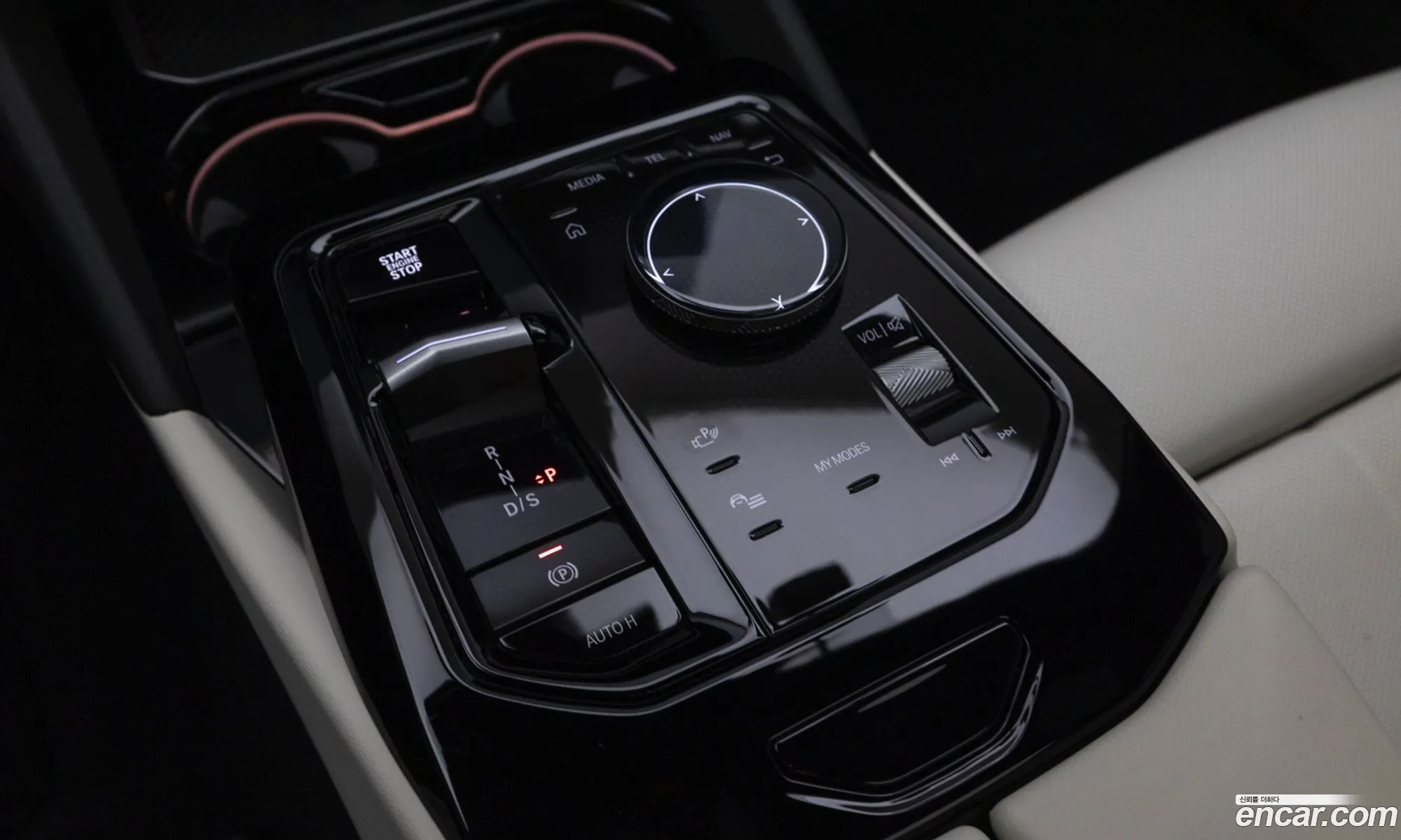 BMW 5 Series 2025 — 18