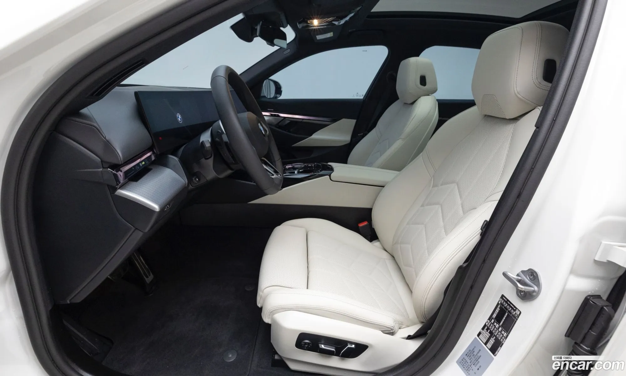 BMW 5 Series 2025 — 5
