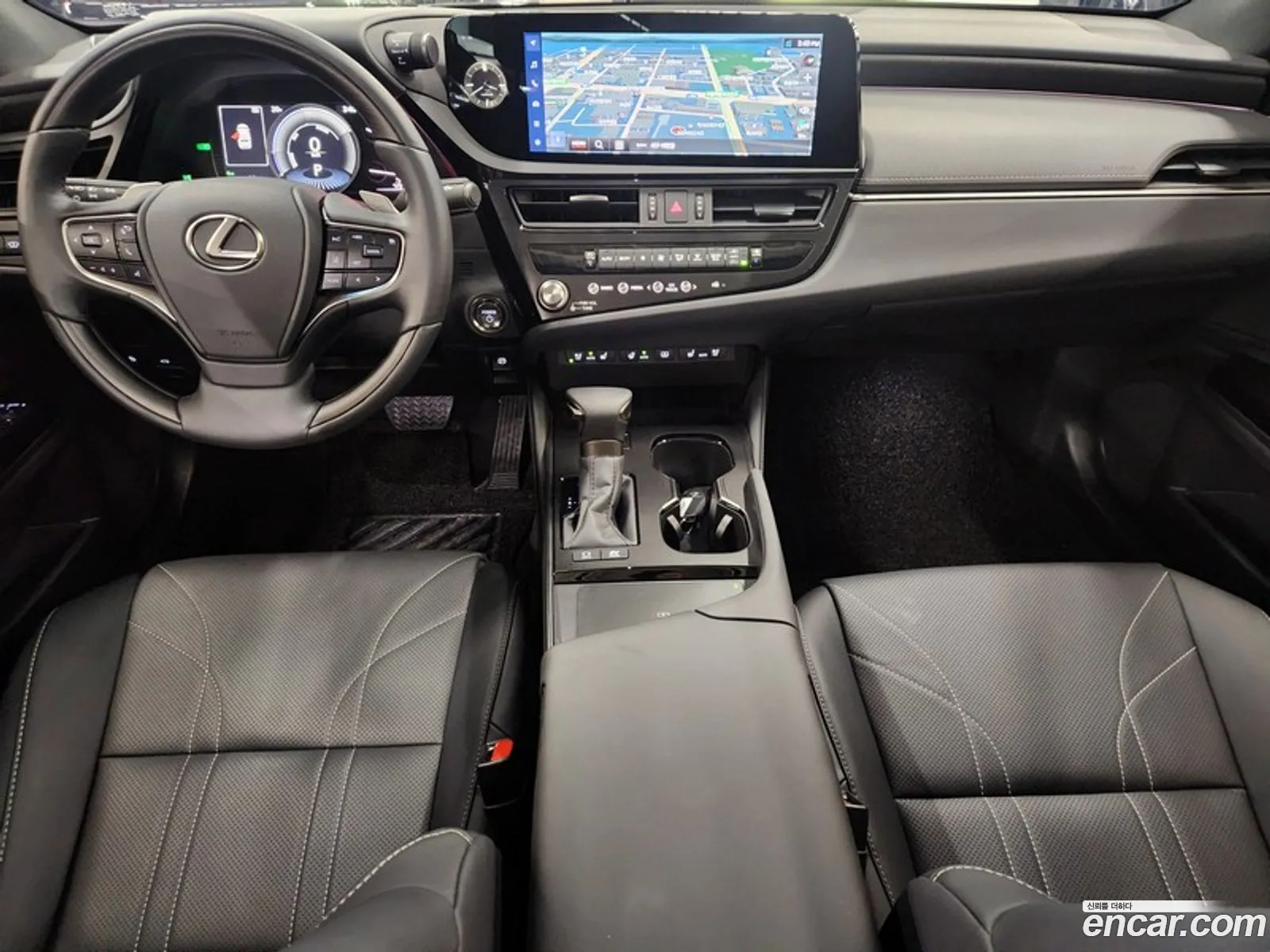 Lexus ES300h 7th Gen 2025 — 16