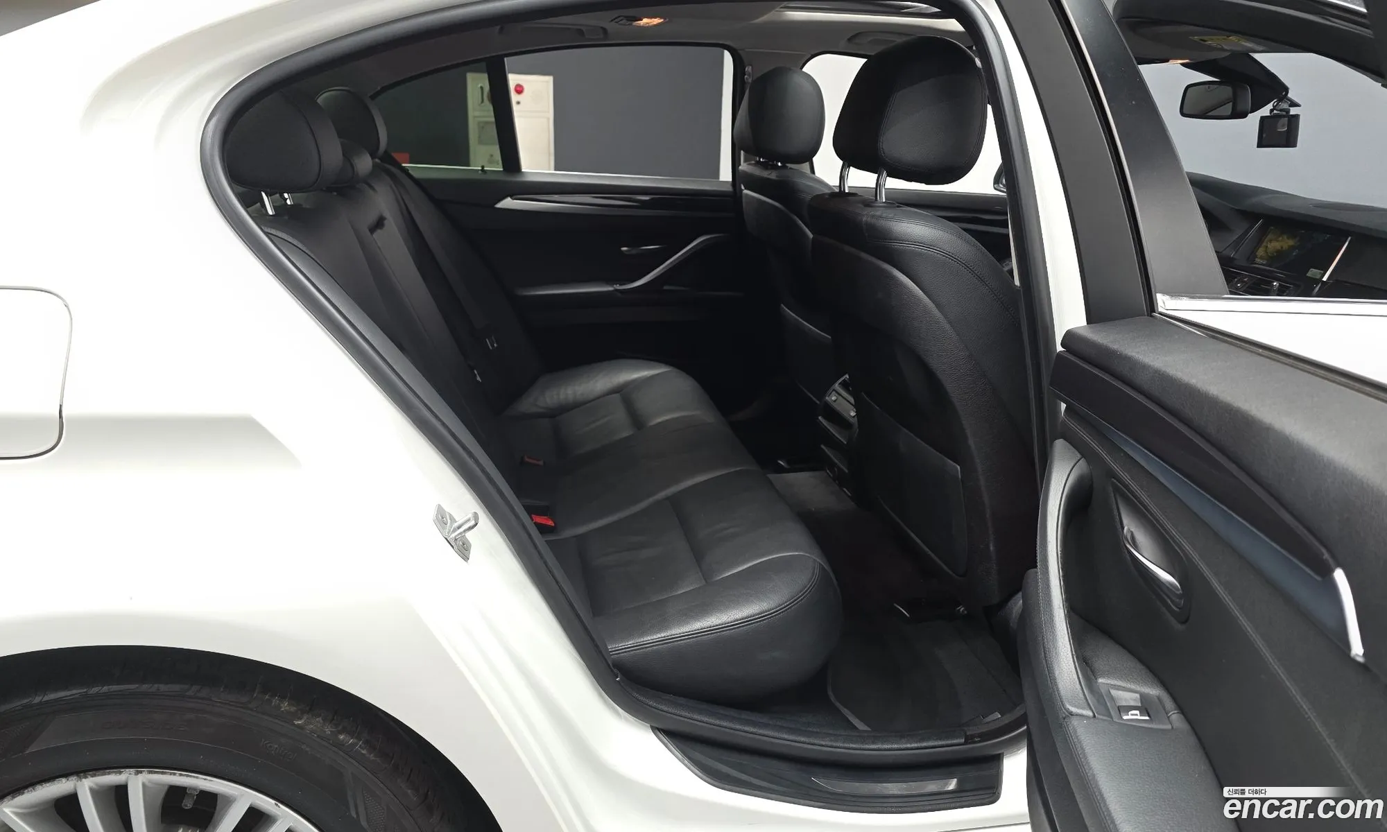 BMW 5 Series 2015 WBA5E5101FG062460 — 4