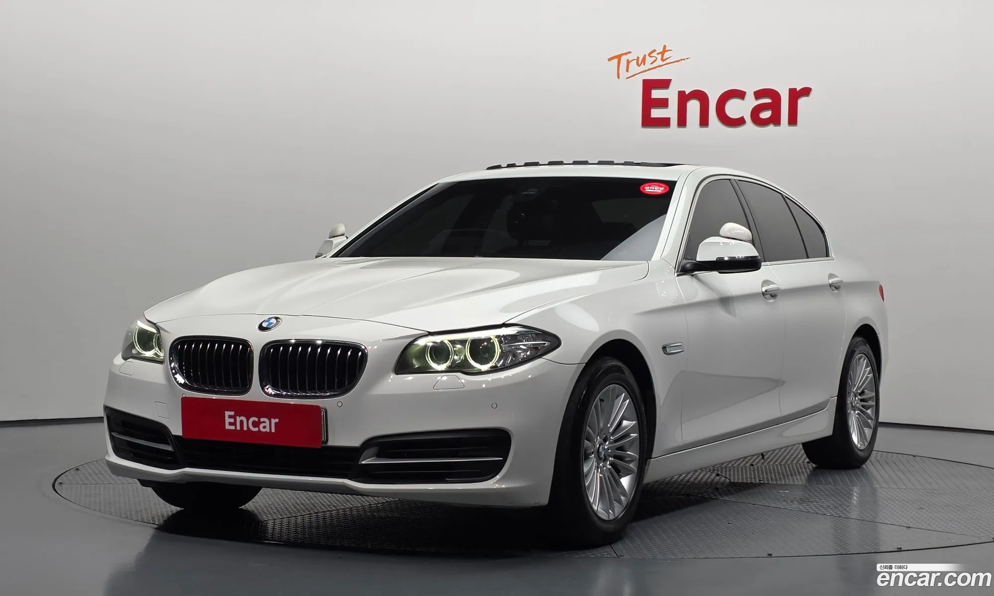 BMW 5 Series 2015 WBA5E5101FG062460 — 5