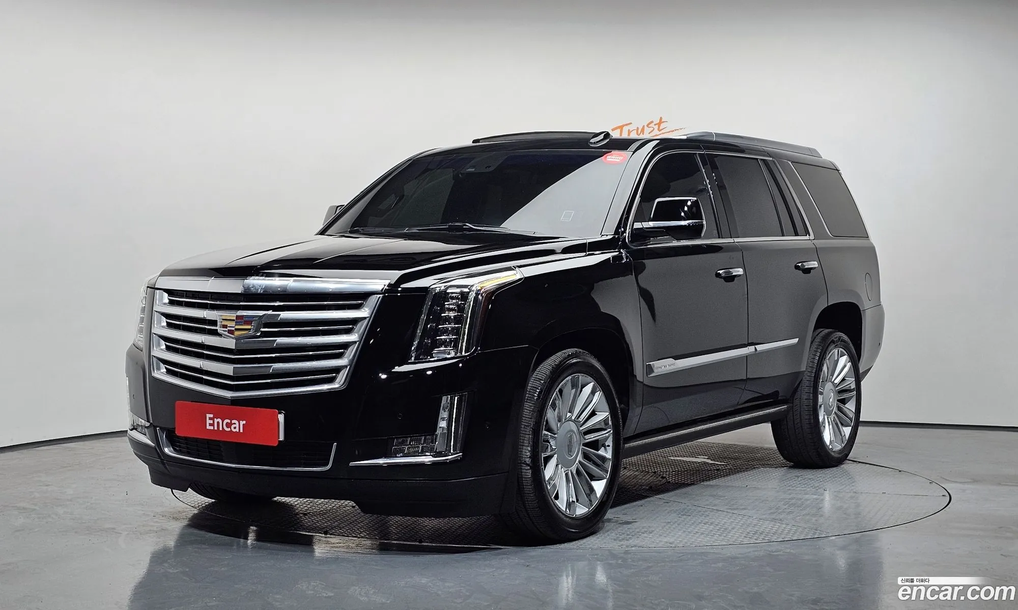 Cadillac Escalade 2019 — 31