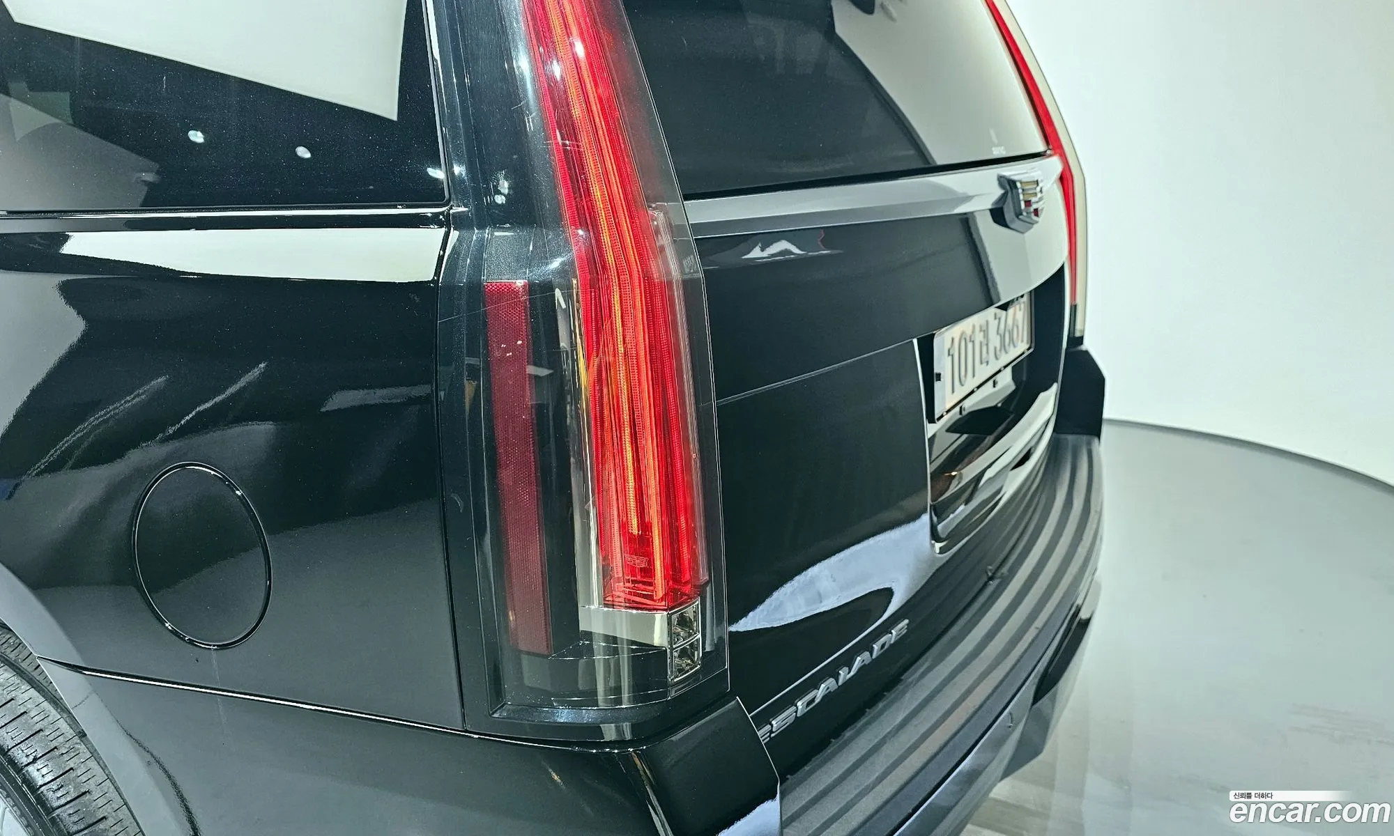 Cadillac Escalade 2019 — 16