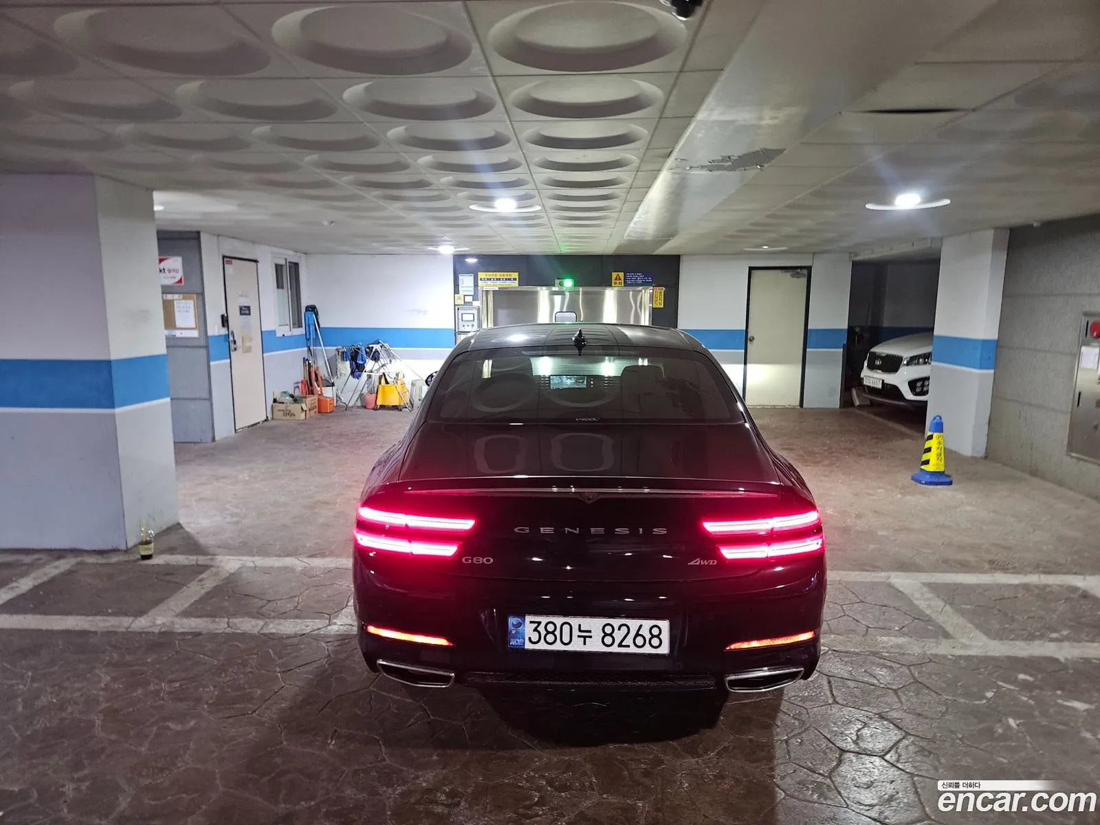 Genesis G80 2022 — 2