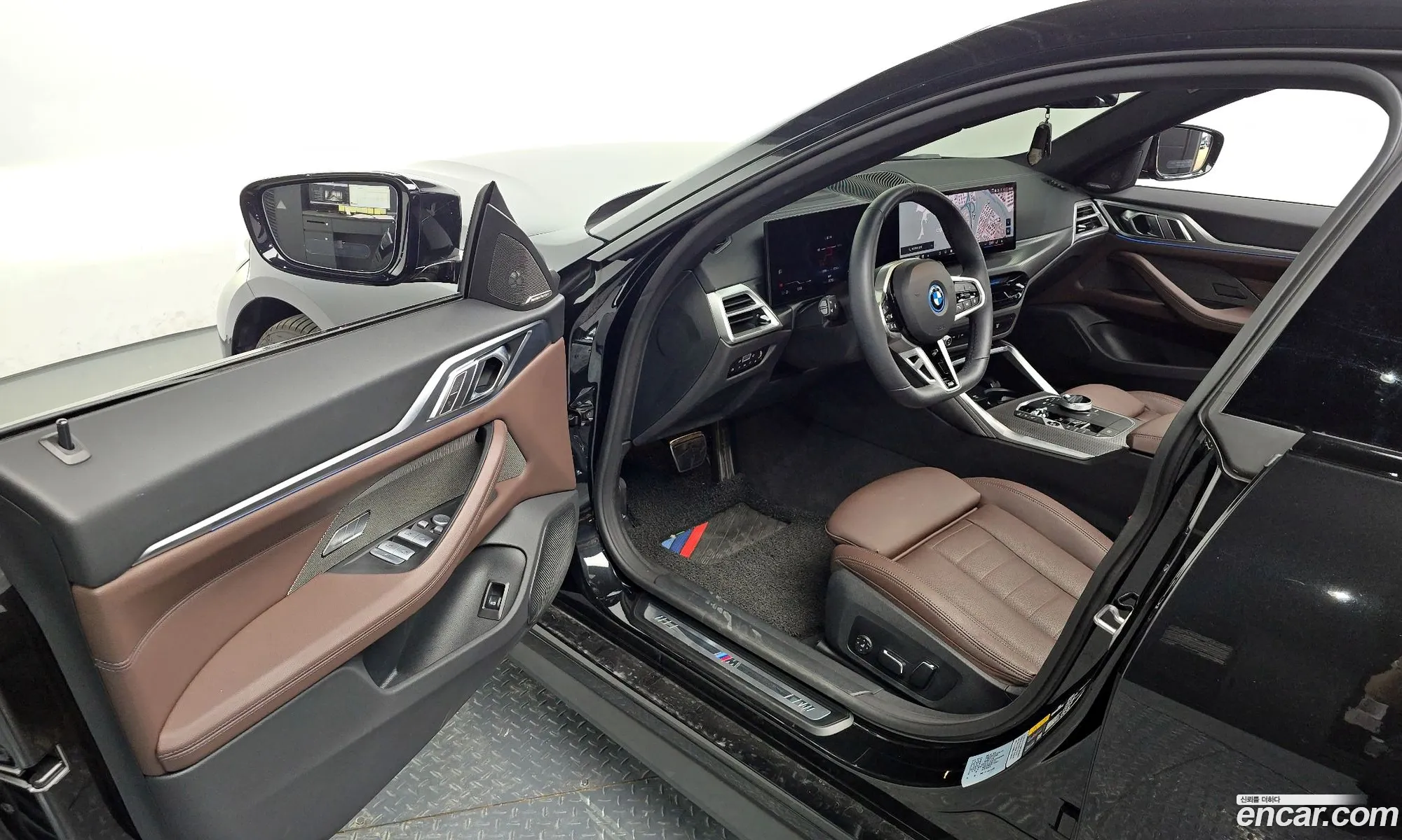 BMW i4 2025 WBY21HD05SFT75587 — 6