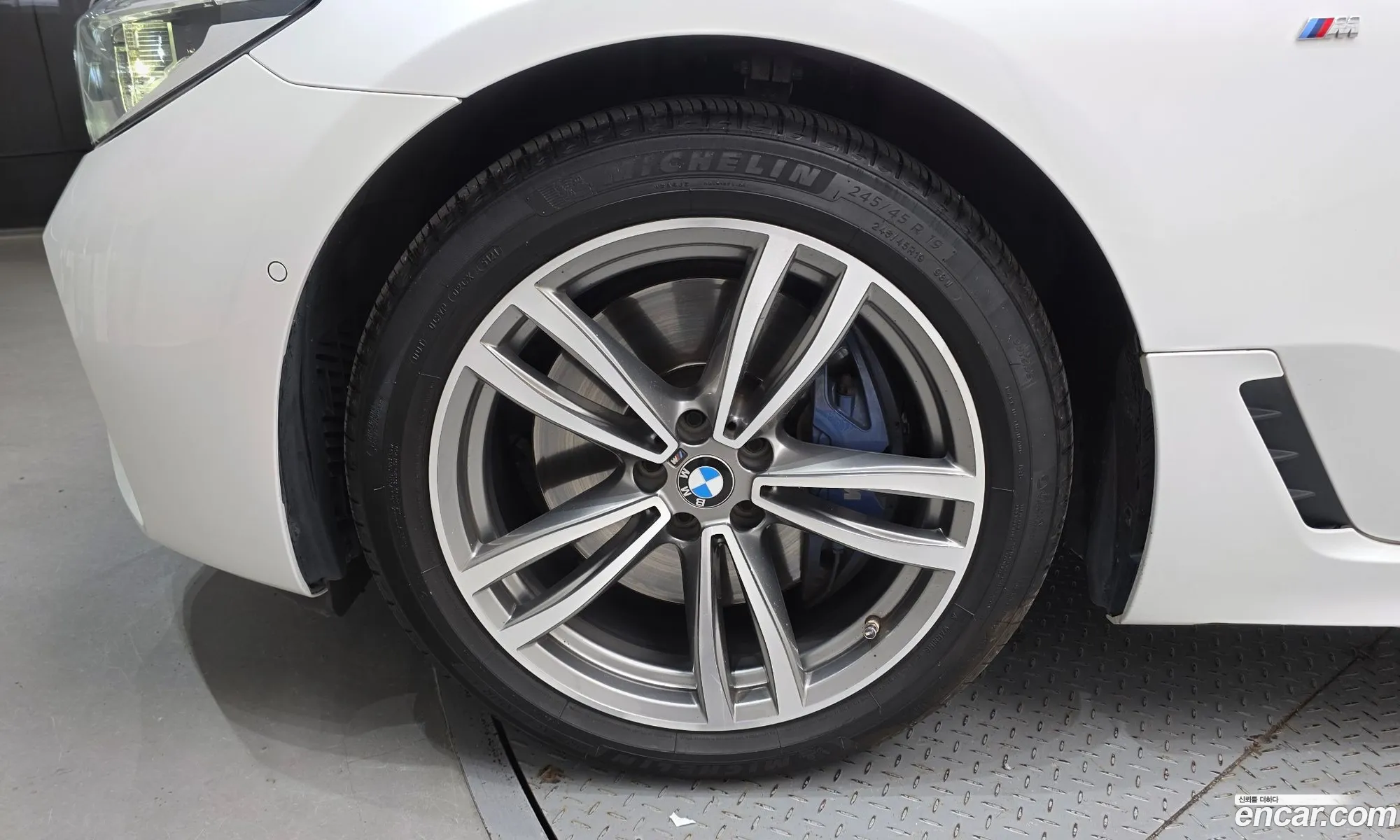 BMW 6 Series GT 2019 — 11