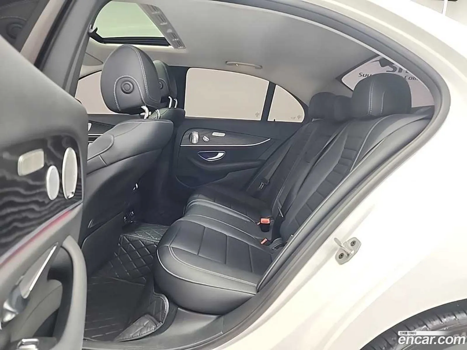 Mercedes-Benz E-Class W213 2019 — 17