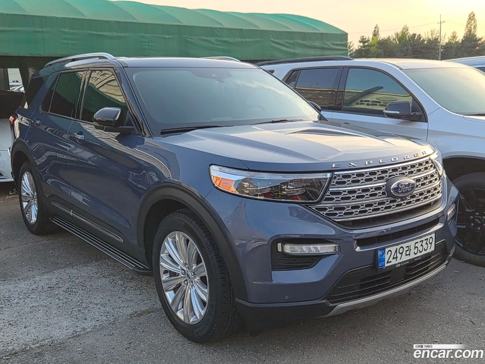 Ford Explorer 6th Gen 2021 — 17