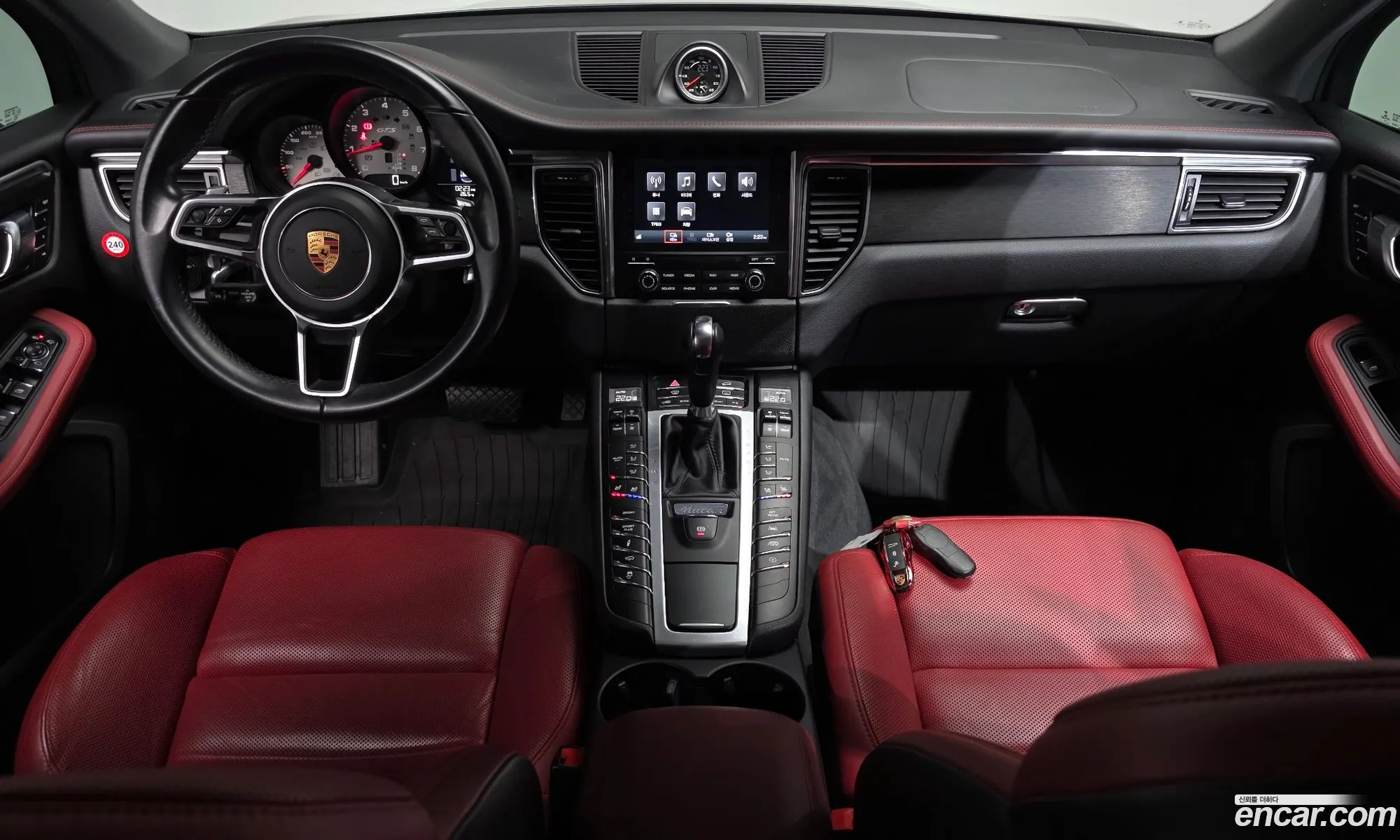 Porsche Macan 2018 WP1AG2958JLB63729 — 34