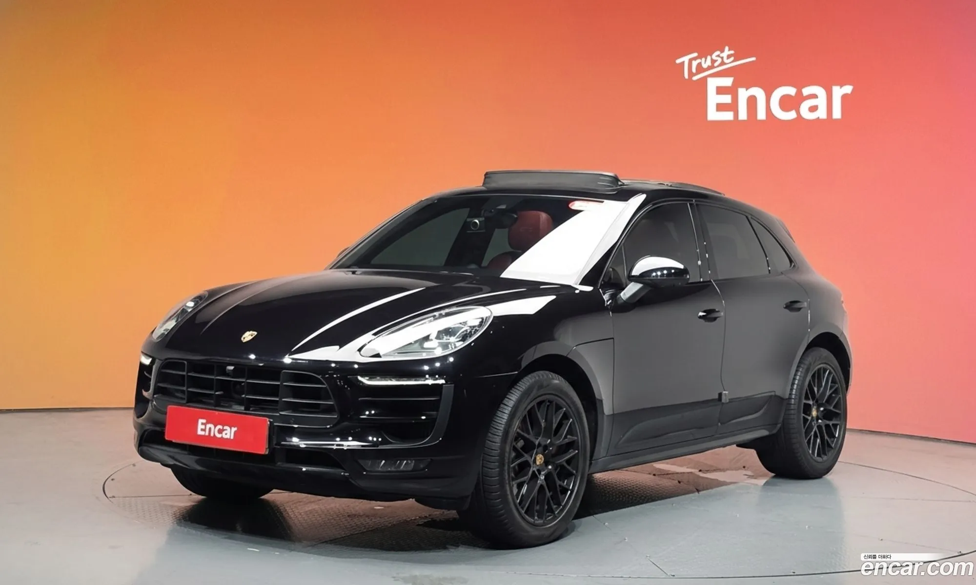 Porsche Macan 2018 WP1AG2958JLB63729 — 32