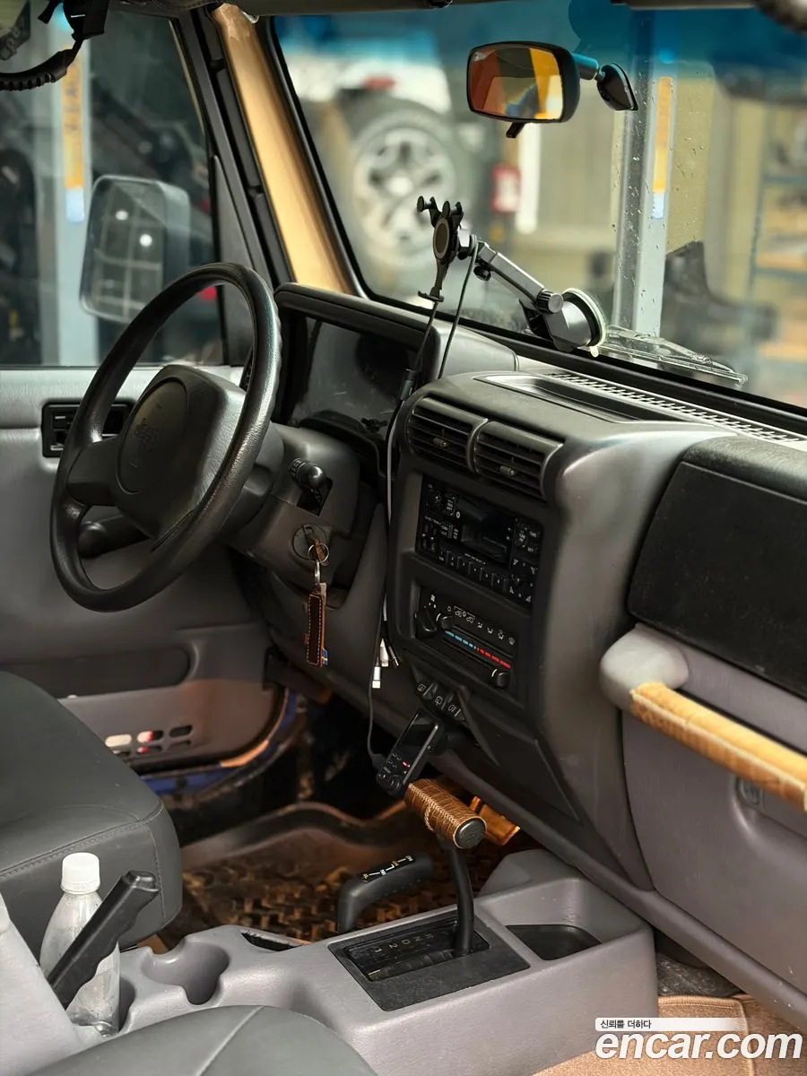 Jeep Wrangler 1997 — 11