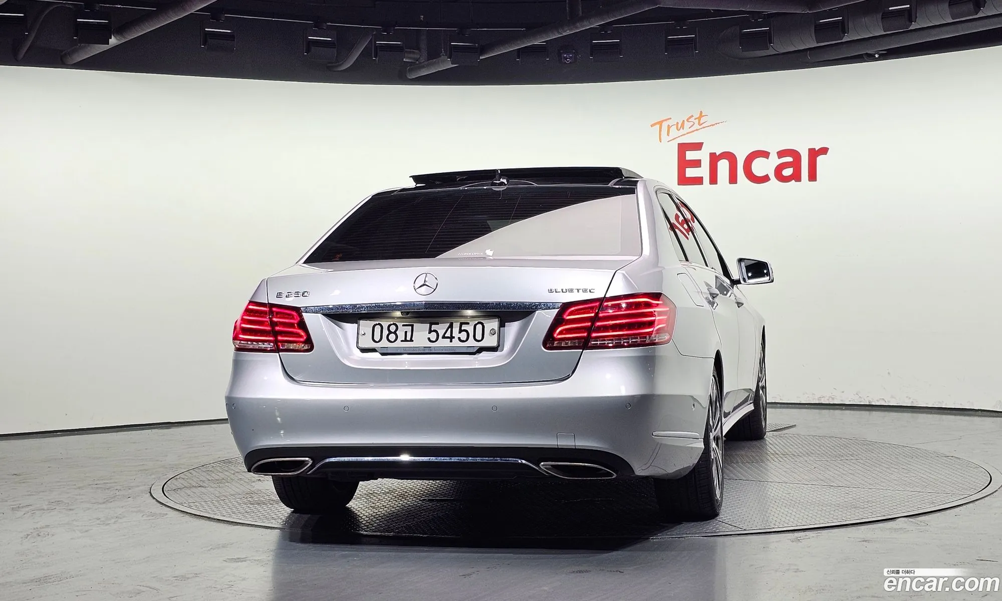 Mercedes-Benz E-Class W212 2015 — 2