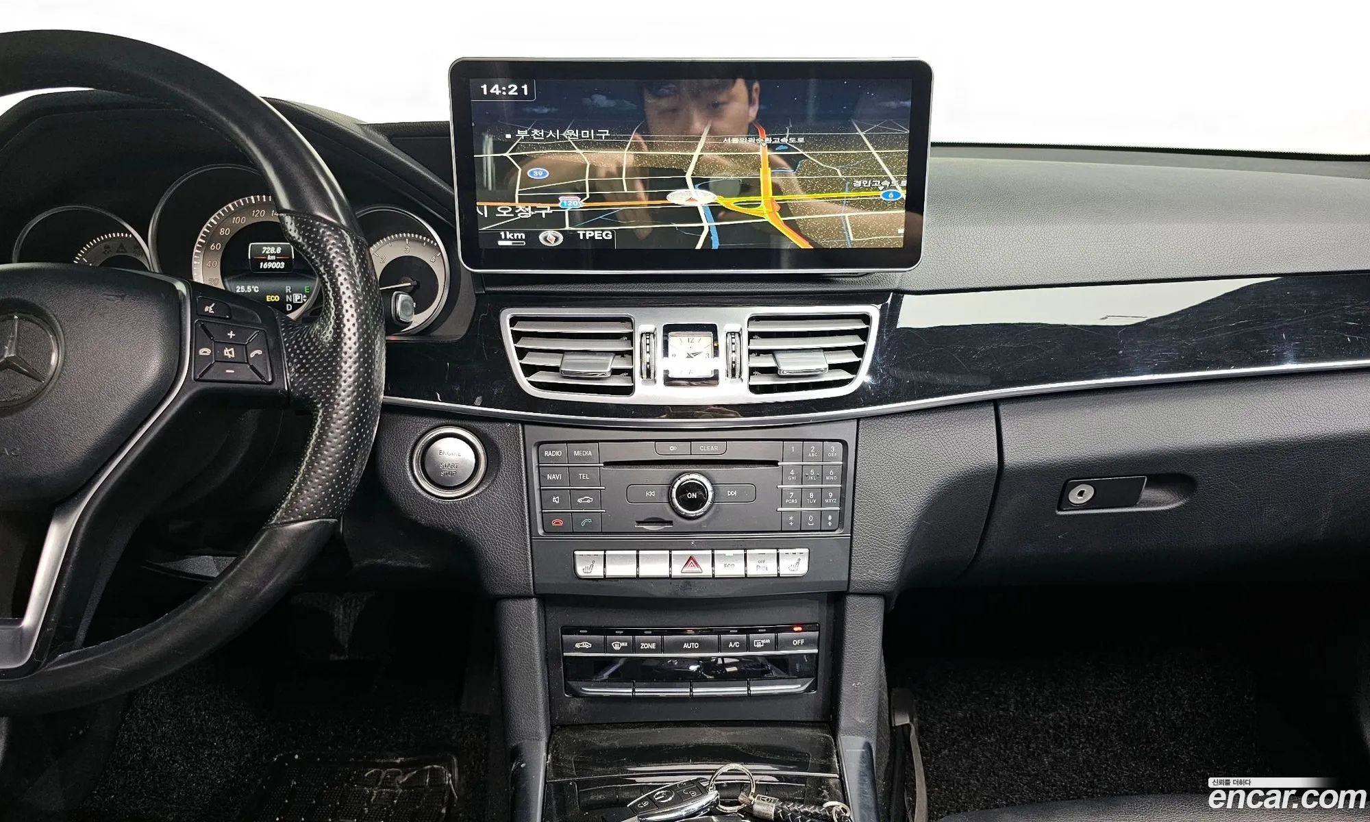 Mercedes-Benz E-Class W212 2015 — 9
