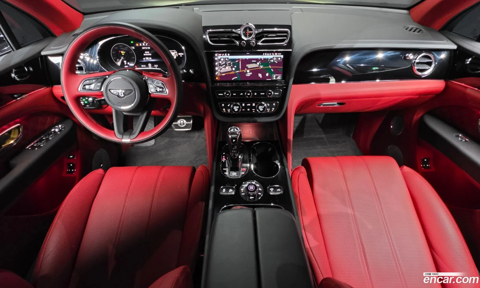 Bentley Bentayga 2022 SJAAM14V6NC014660 — 11