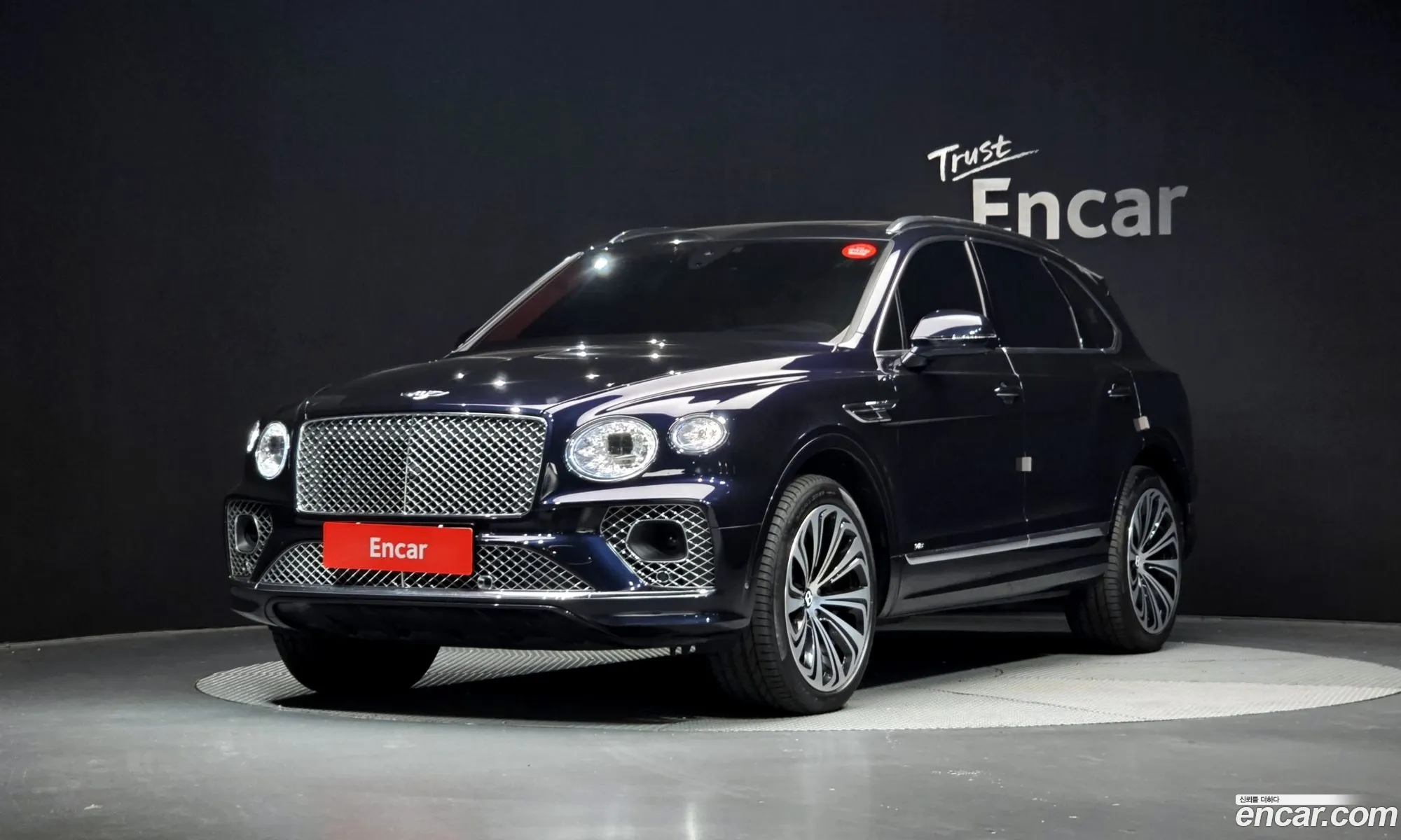 Bentley Bentayga 2022 SJAAM14V6NC014660 — 19