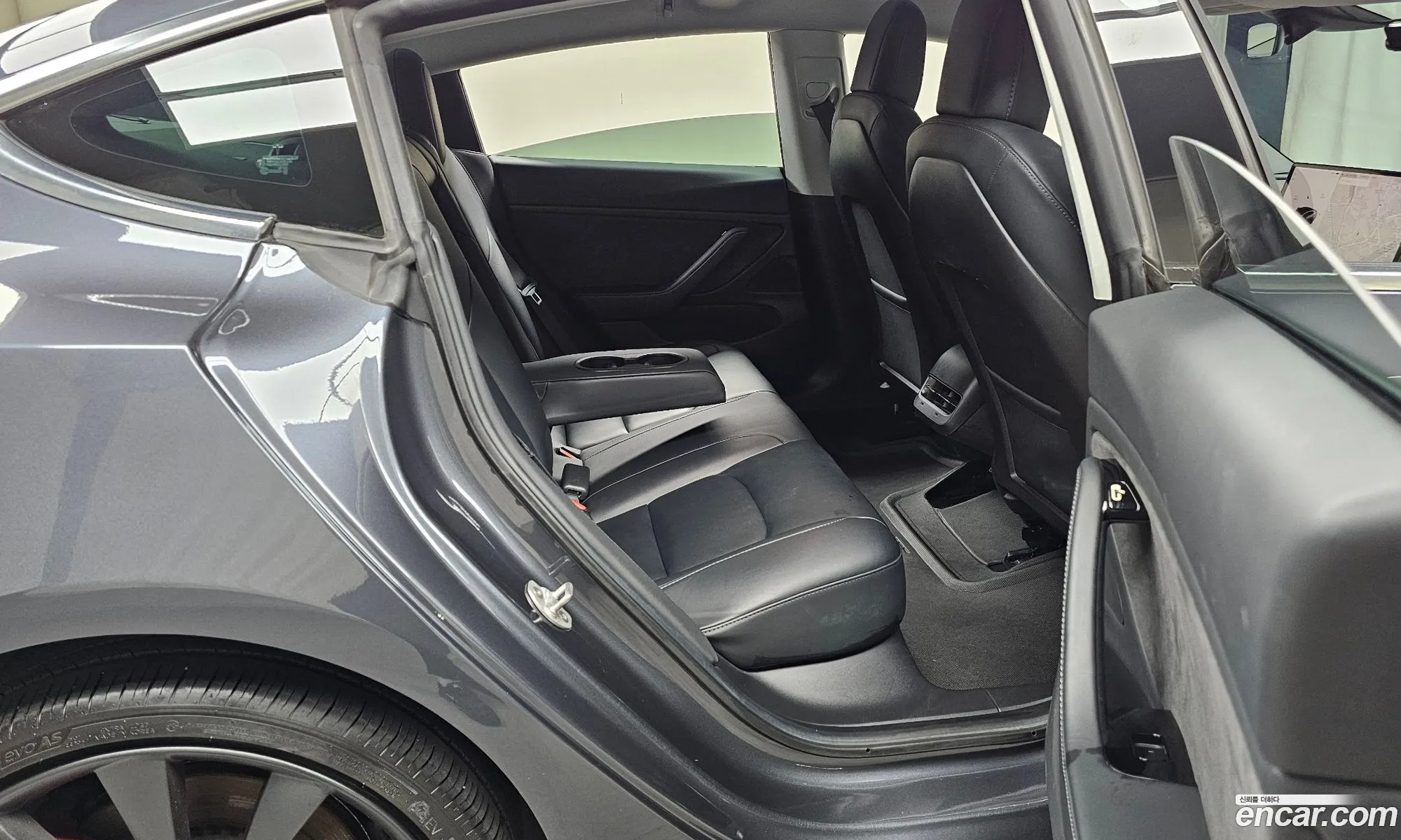Tesla Model 3 2019 5YJ3E1EC0LF585854 — 8