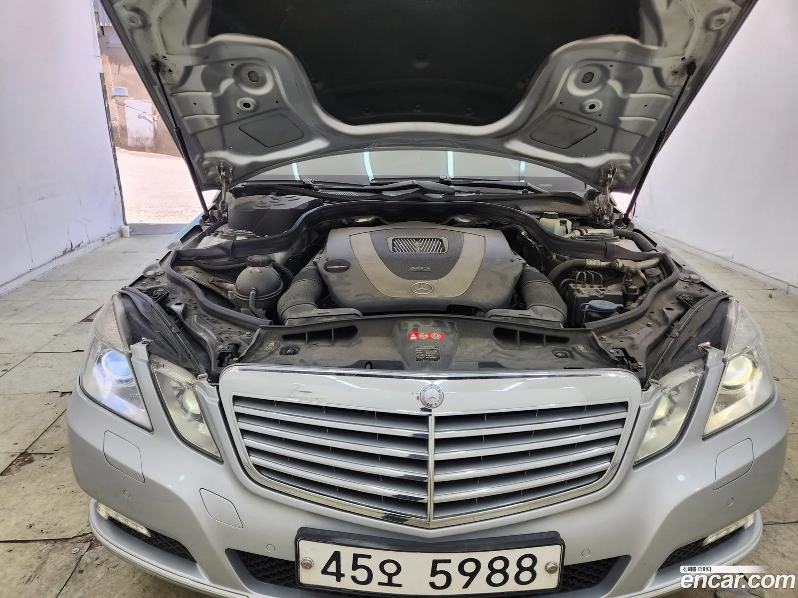 Mercedes-Benz E-Class W212 2010 — 9