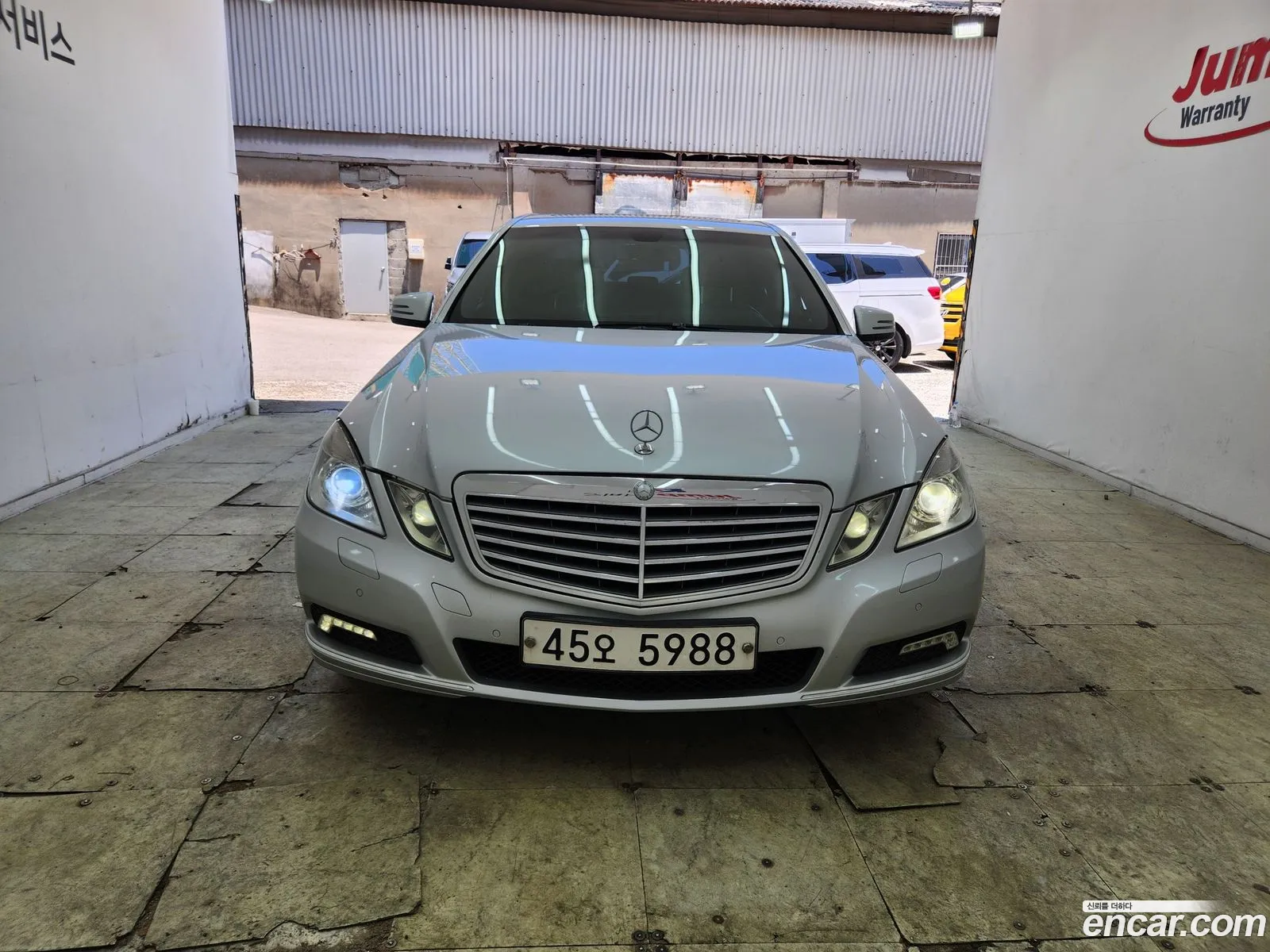 Mercedes-Benz E-Class W212 2010 — 5