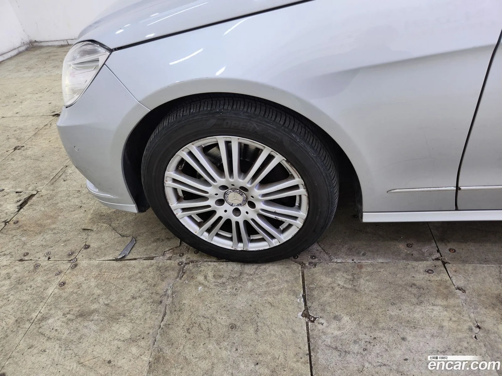 Mercedes-Benz E-Class W212 2010 — 6