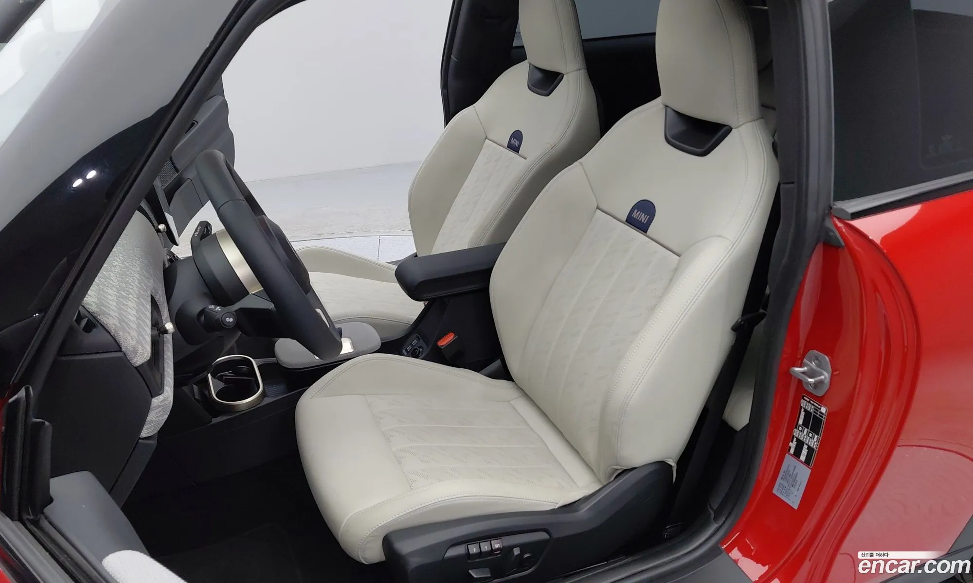 Mini Cooper S 2025 — 14