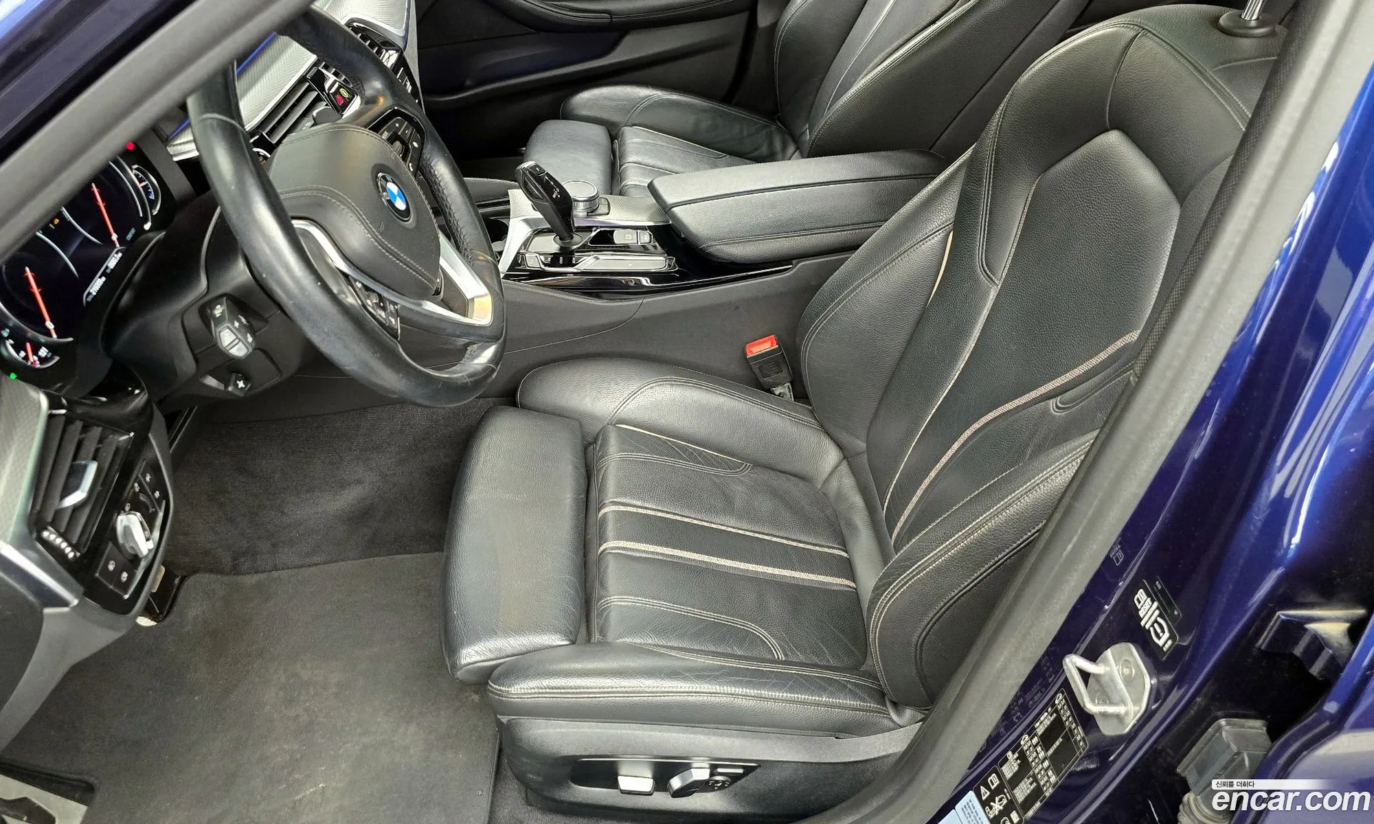 BMW 5 Series 2018 WBAJD9101JWC82336 — 7