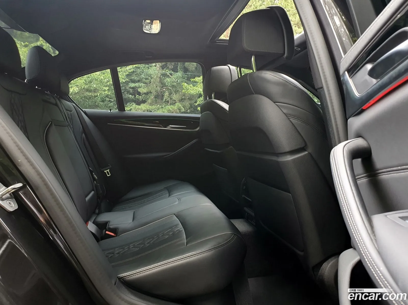 BMW 5 Series 2021 — 10