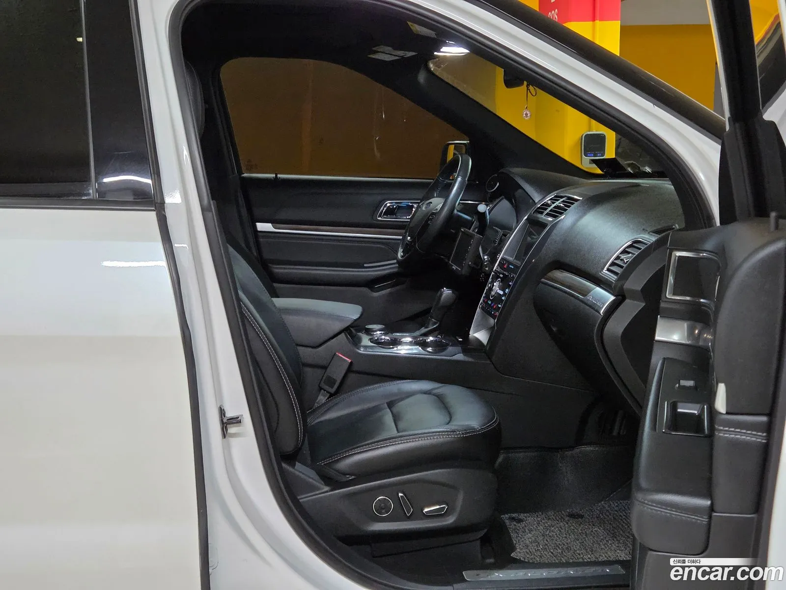 Ford Explorer 2018 — 2