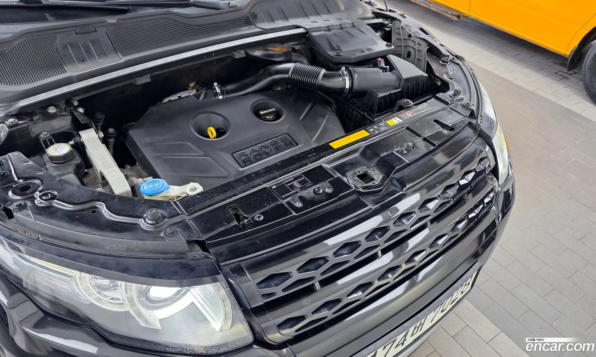 Land Rover Range Rover Evoque 2012 — 28