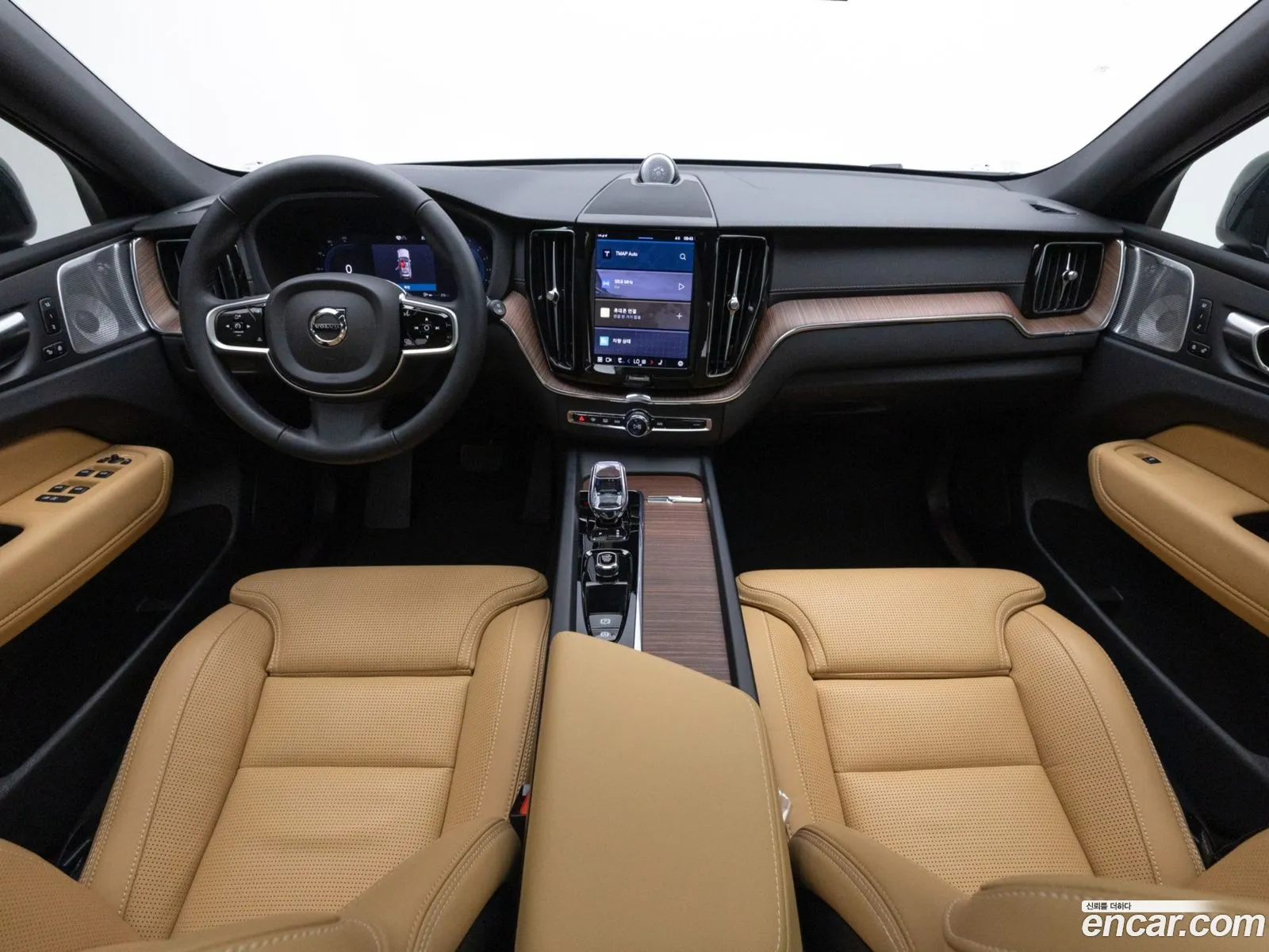 Volvo XC60 2025 — 11