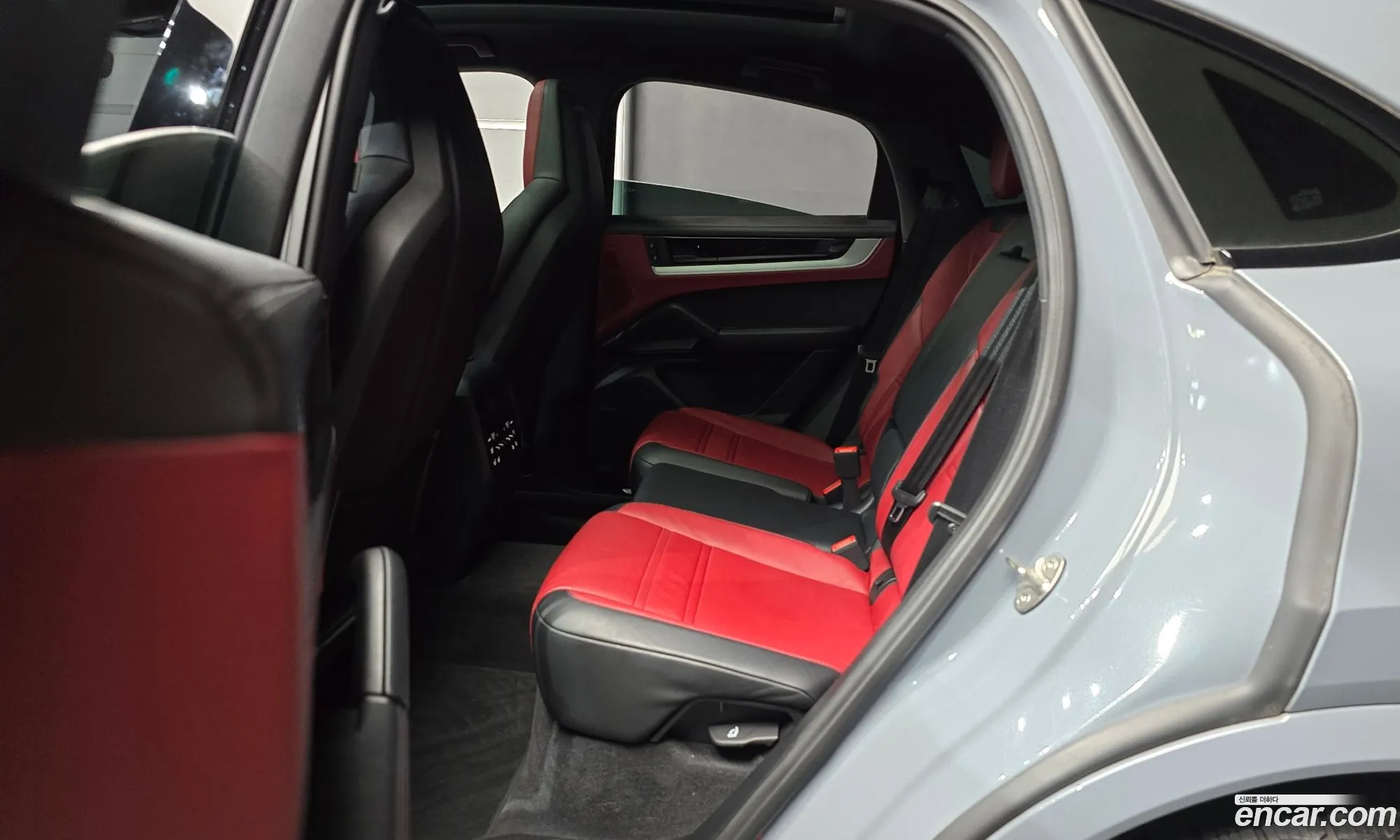 Porsche Cayenne 2024 WP1BA29Y6RDA60136 — 27